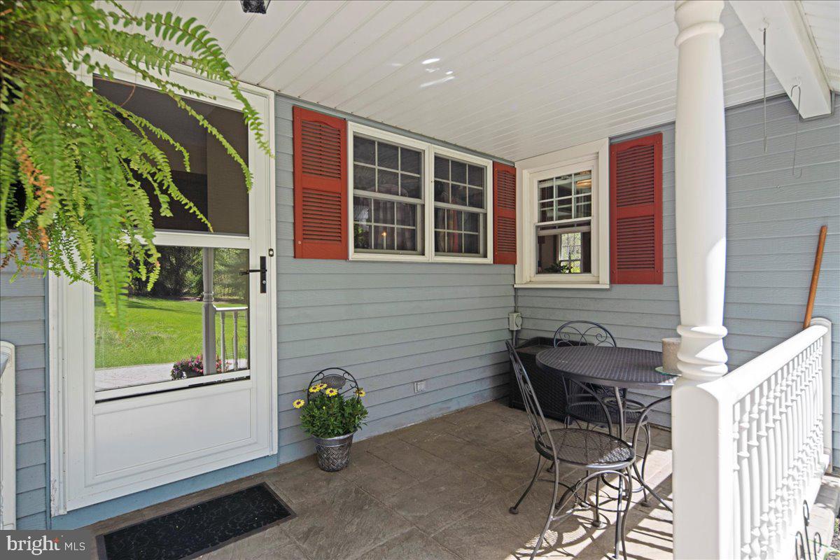 WALKERS ACRES - Residential