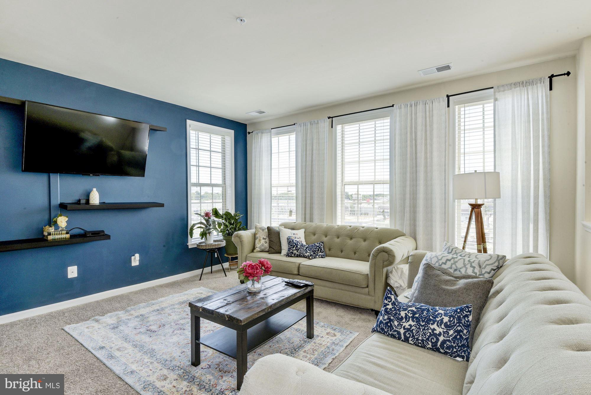 WOODMORE TOWNE CENTRE - Residential