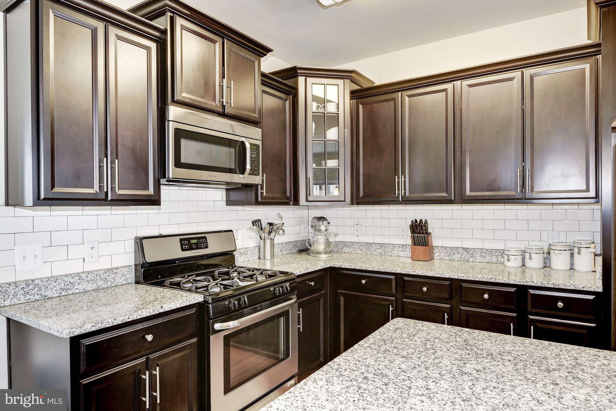 WOODMORE TOWNE CENTRE - Residential