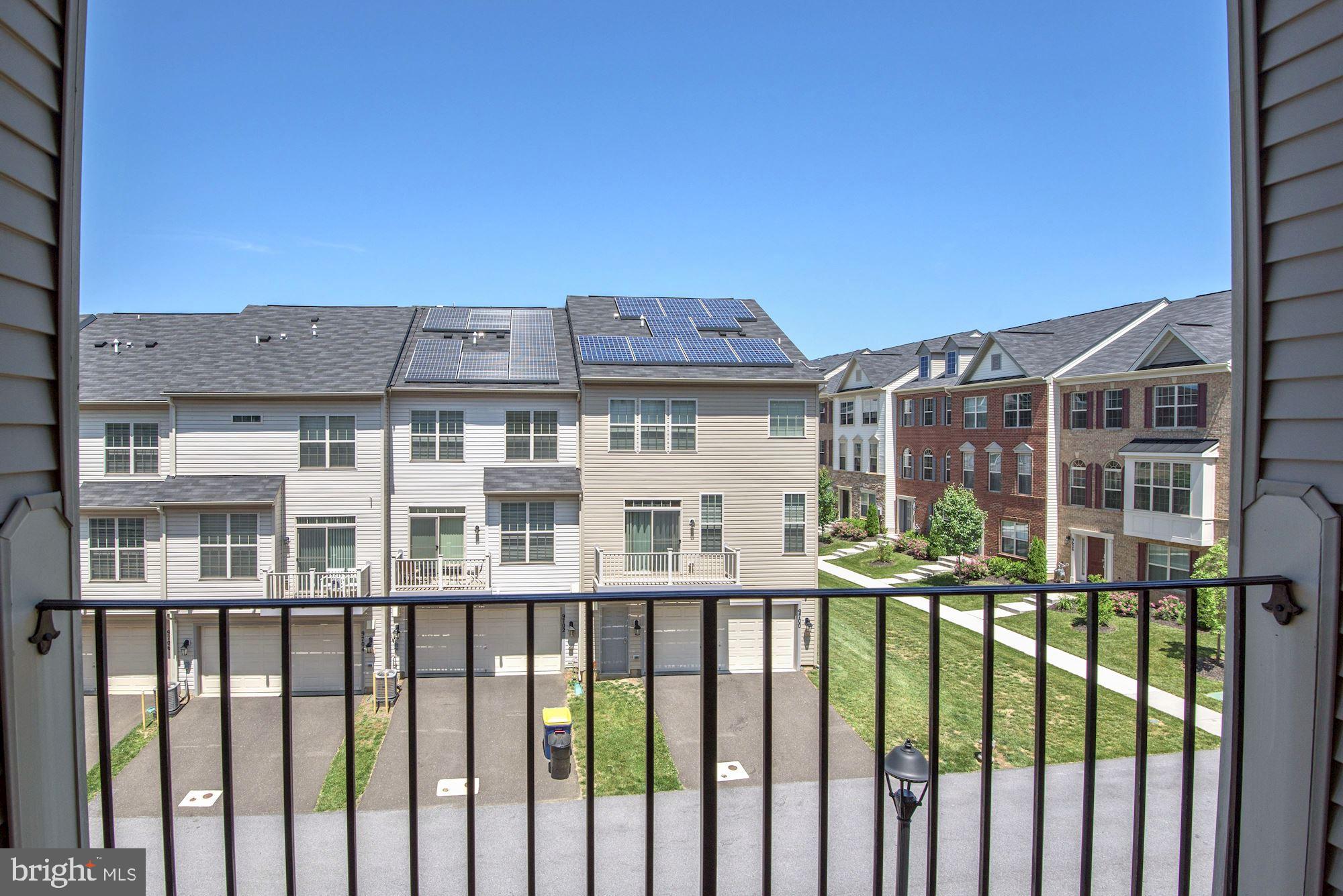 WOODMORE TOWNE CENTRE - Residential