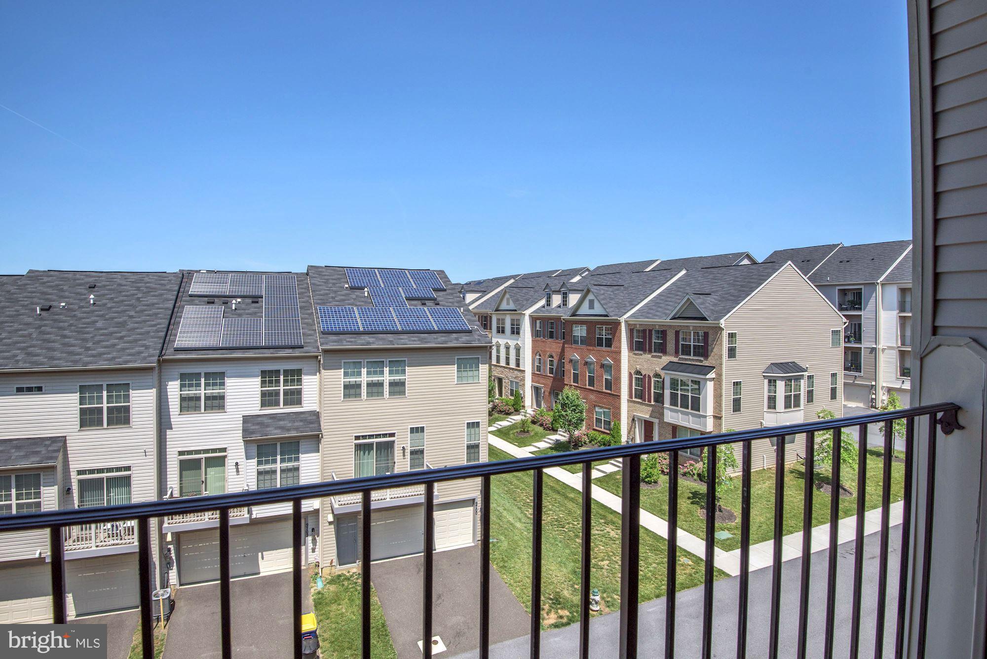 WOODMORE TOWNE CENTRE - Residential