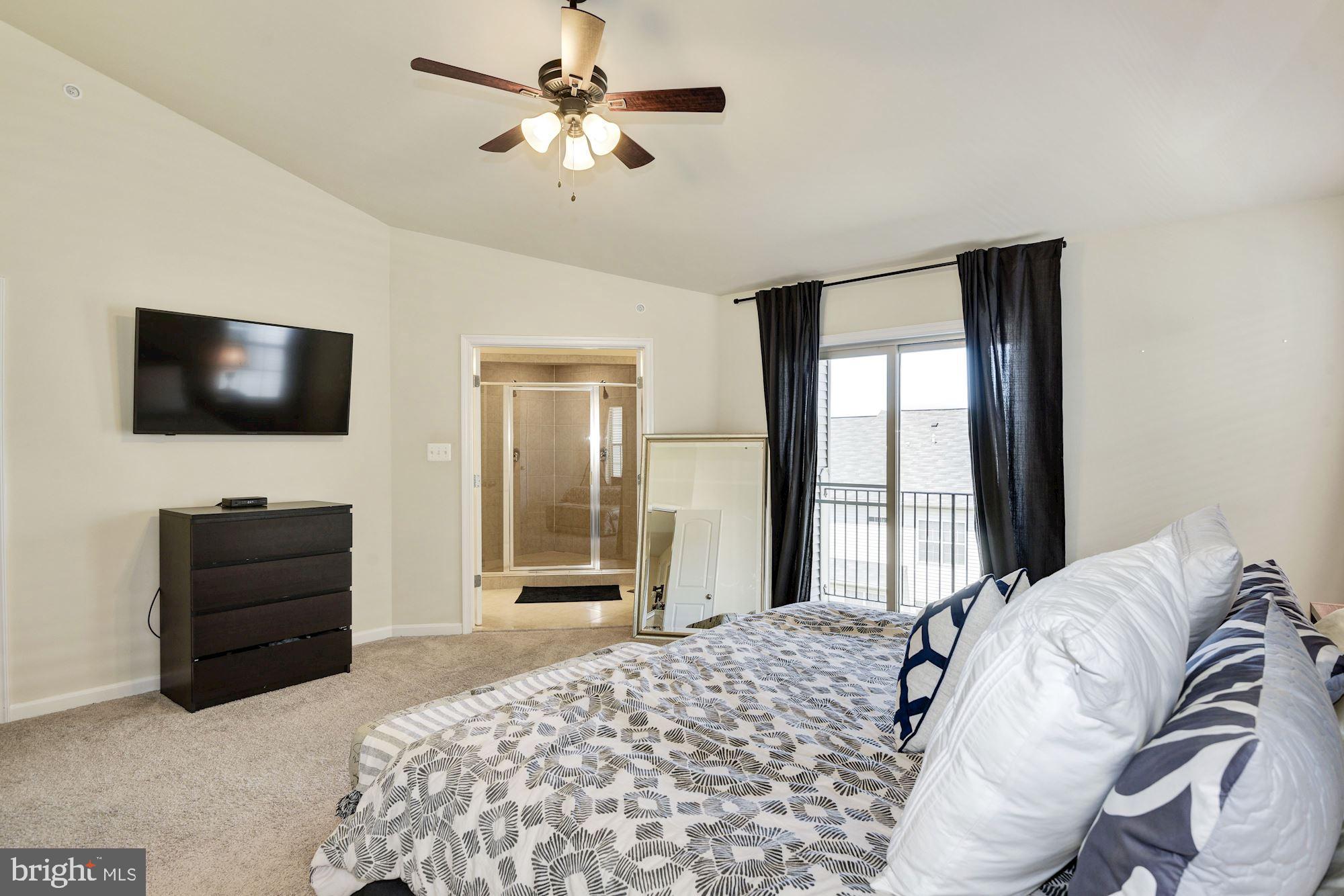 WOODMORE TOWNE CENTRE - Residential