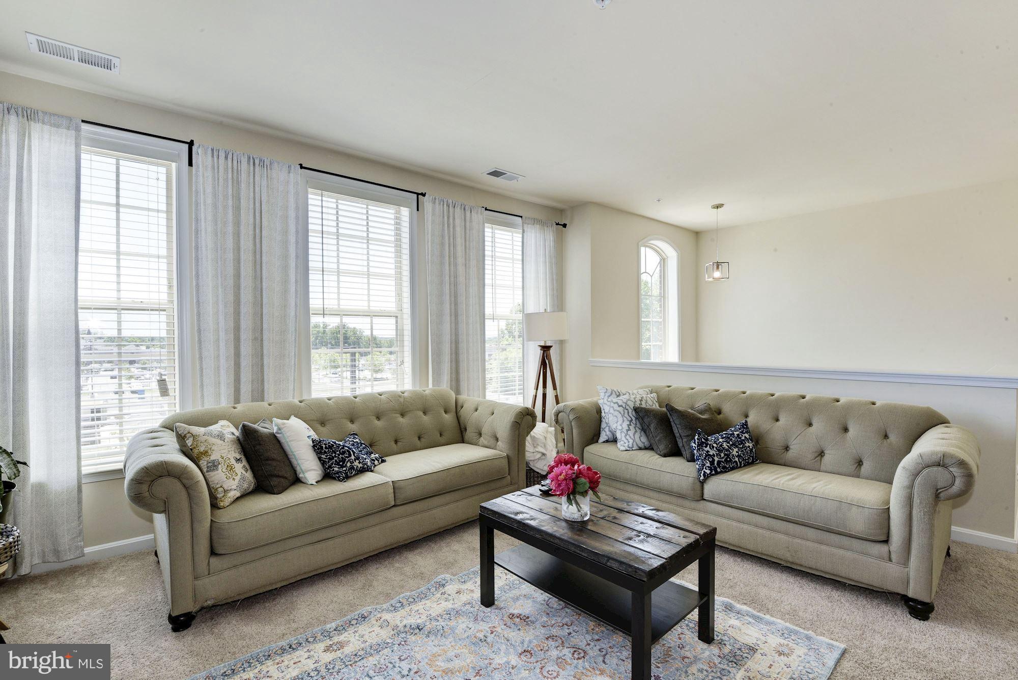 WOODMORE TOWNE CENTRE - Residential