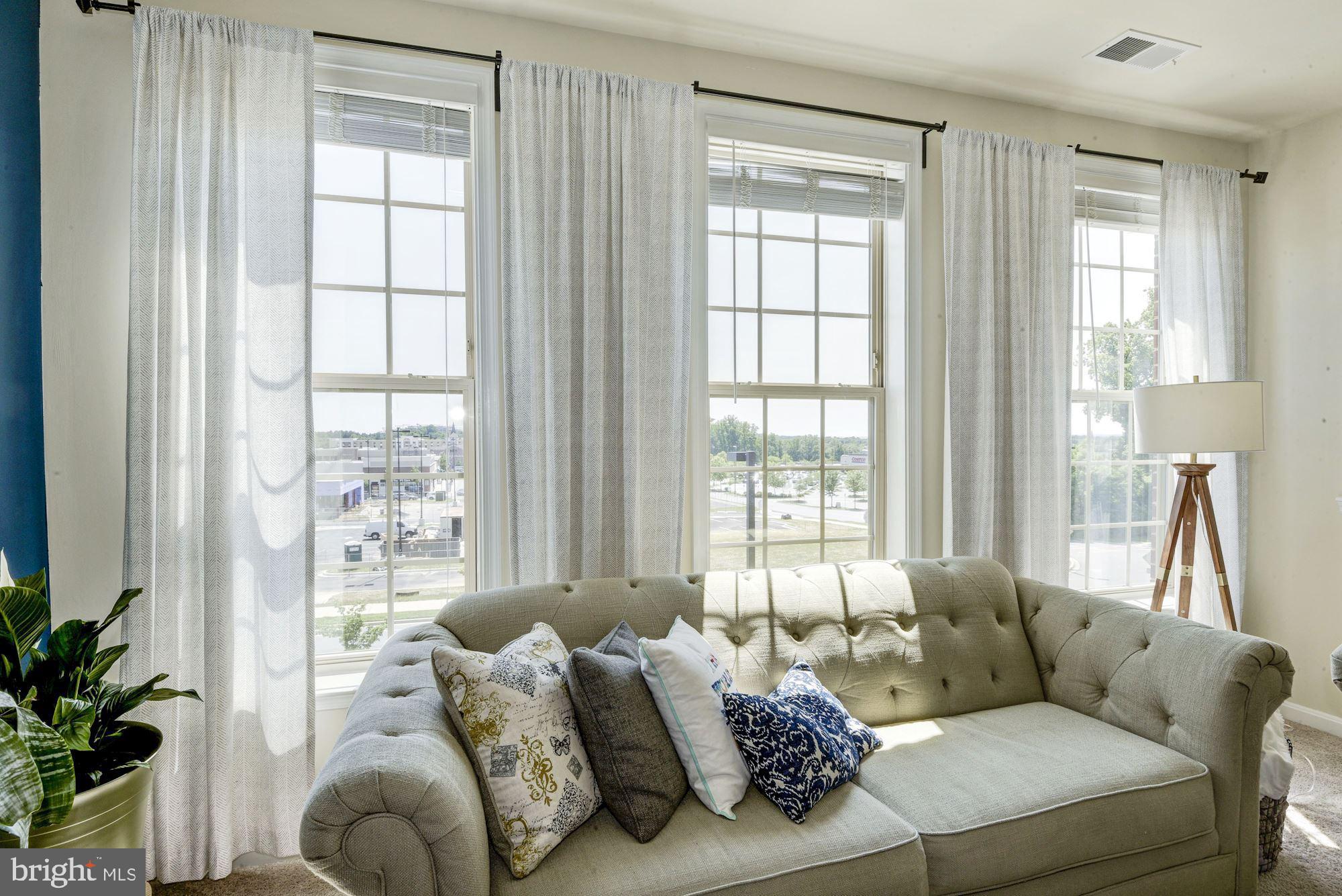 WOODMORE TOWNE CENTRE - Residential