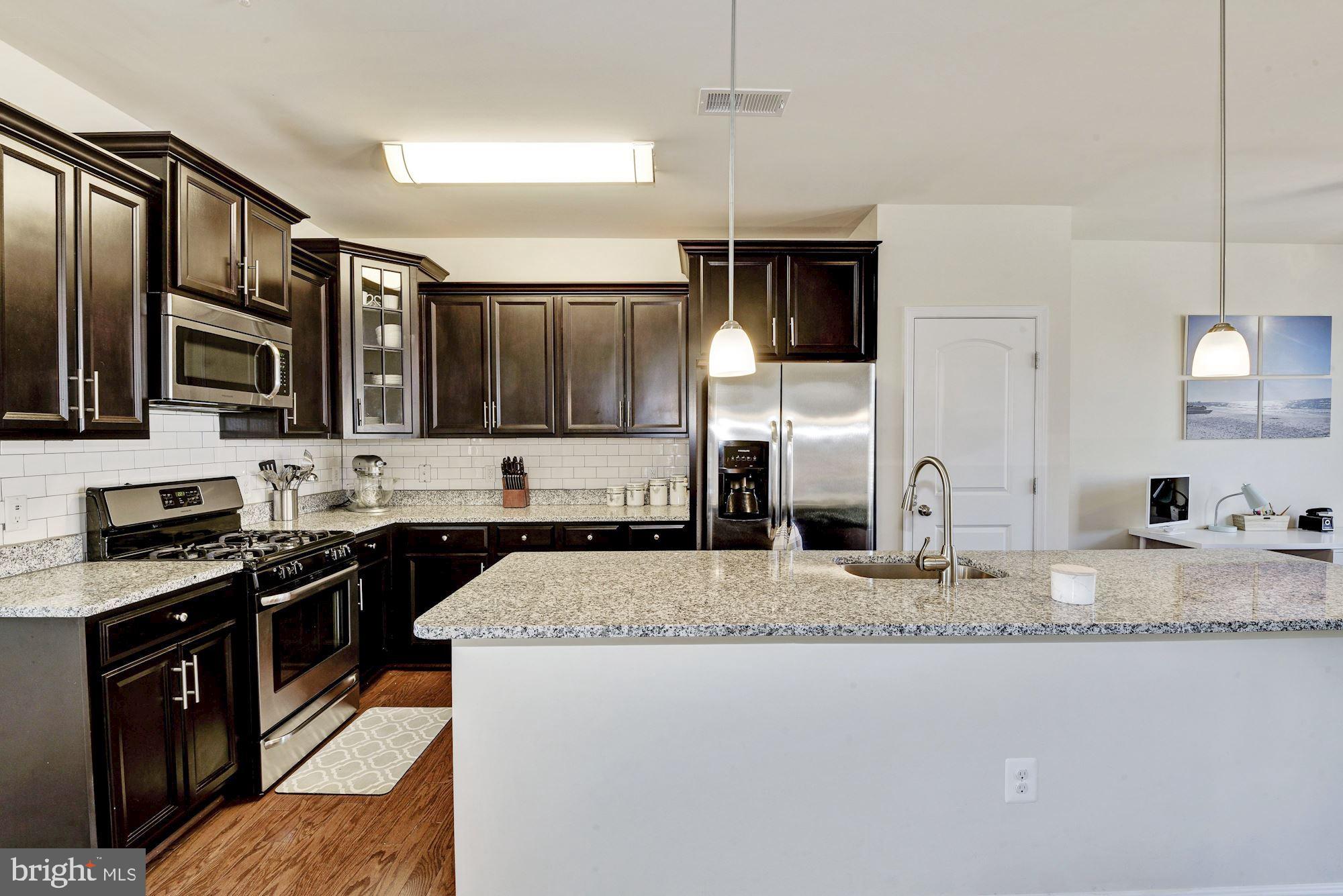 WOODMORE TOWNE CENTRE - Residential