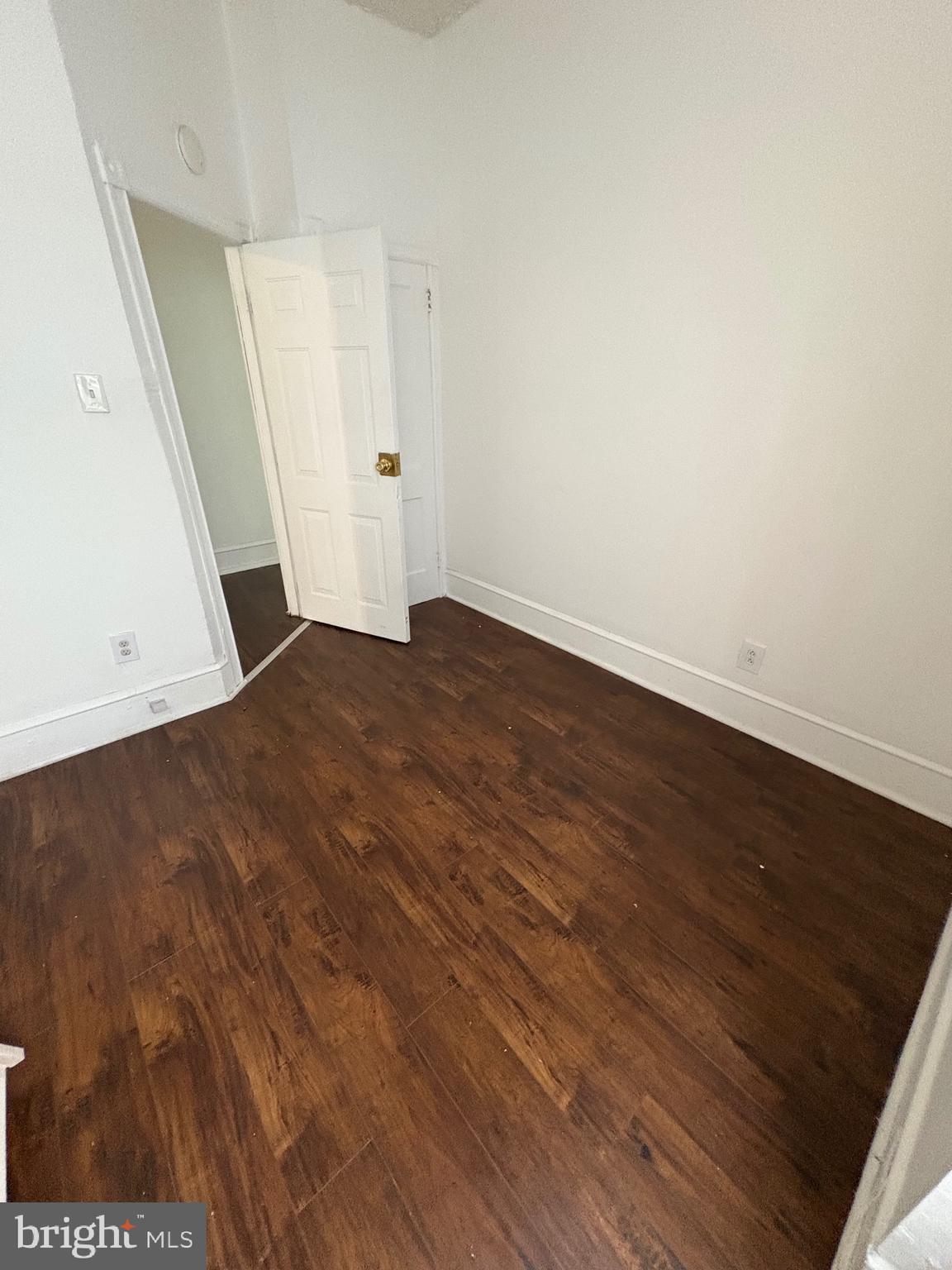 PARKSIDE - Residential Lease