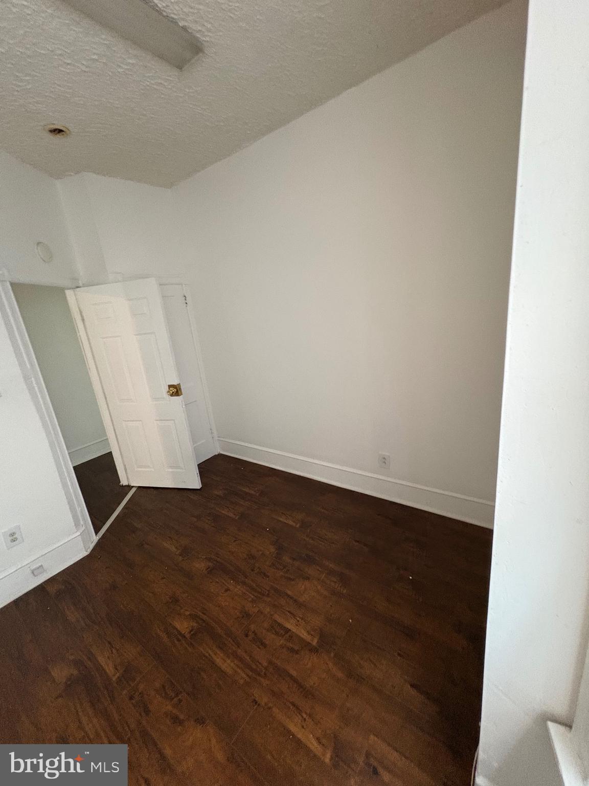 PARKSIDE - Residential Lease