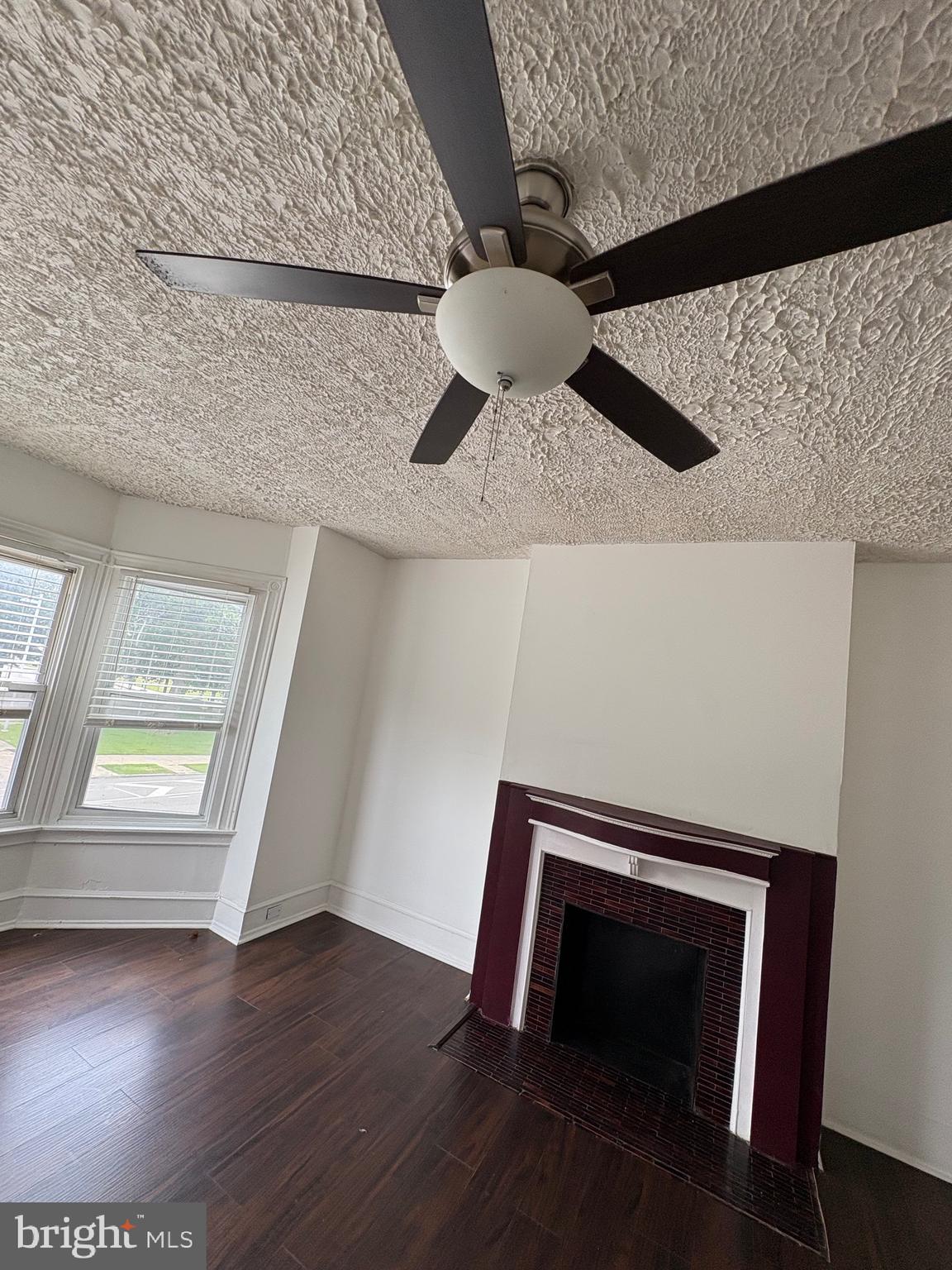 PARKSIDE - Residential Lease