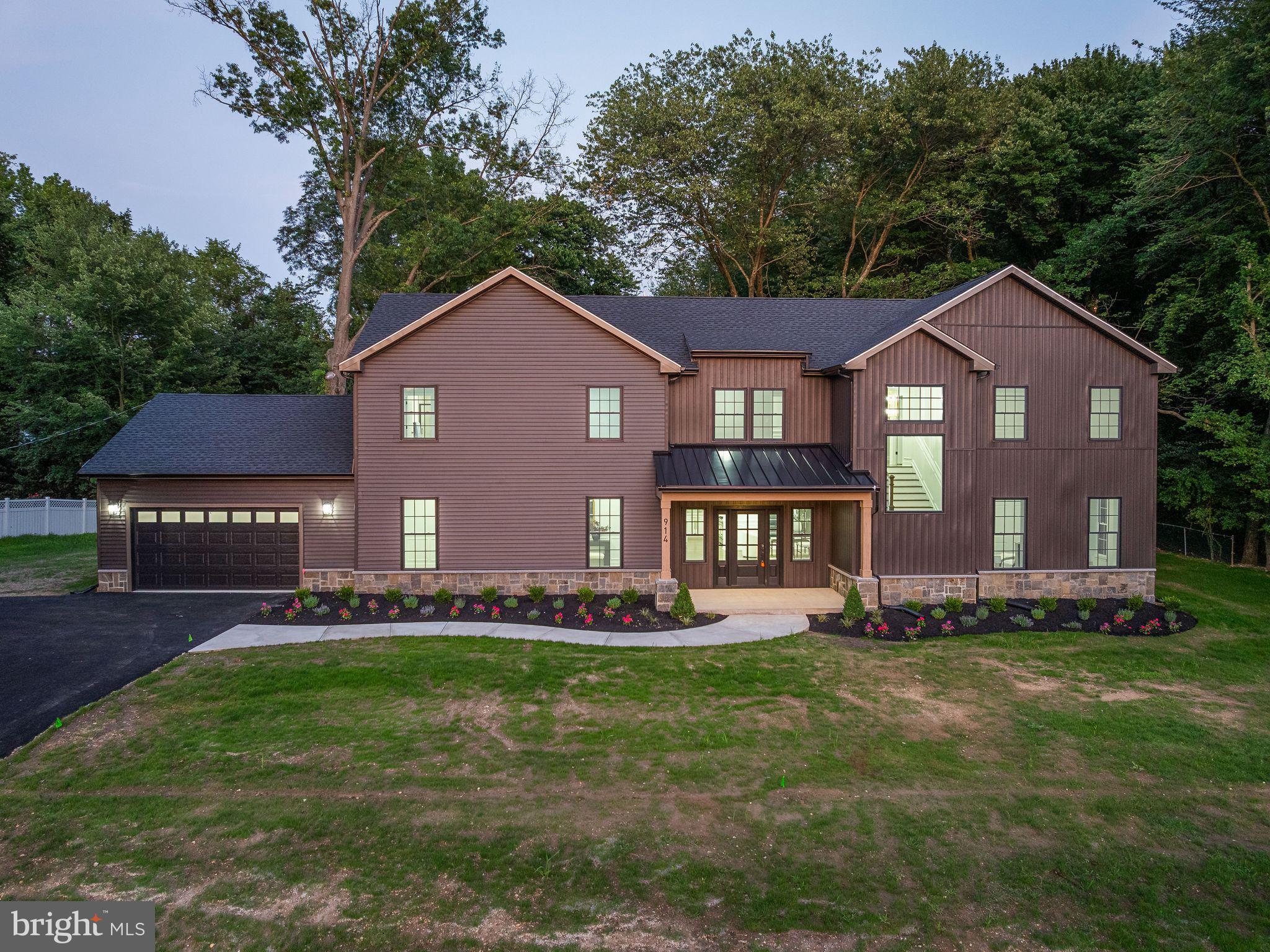 914 FULTON STREET