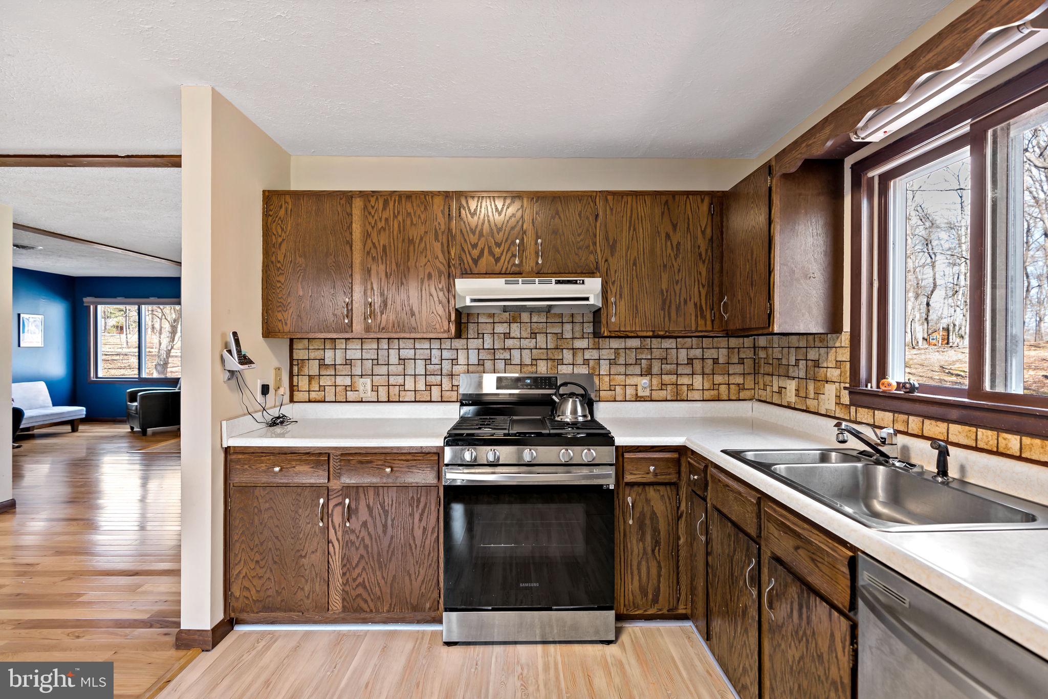 RIVER RIDGE - Residential