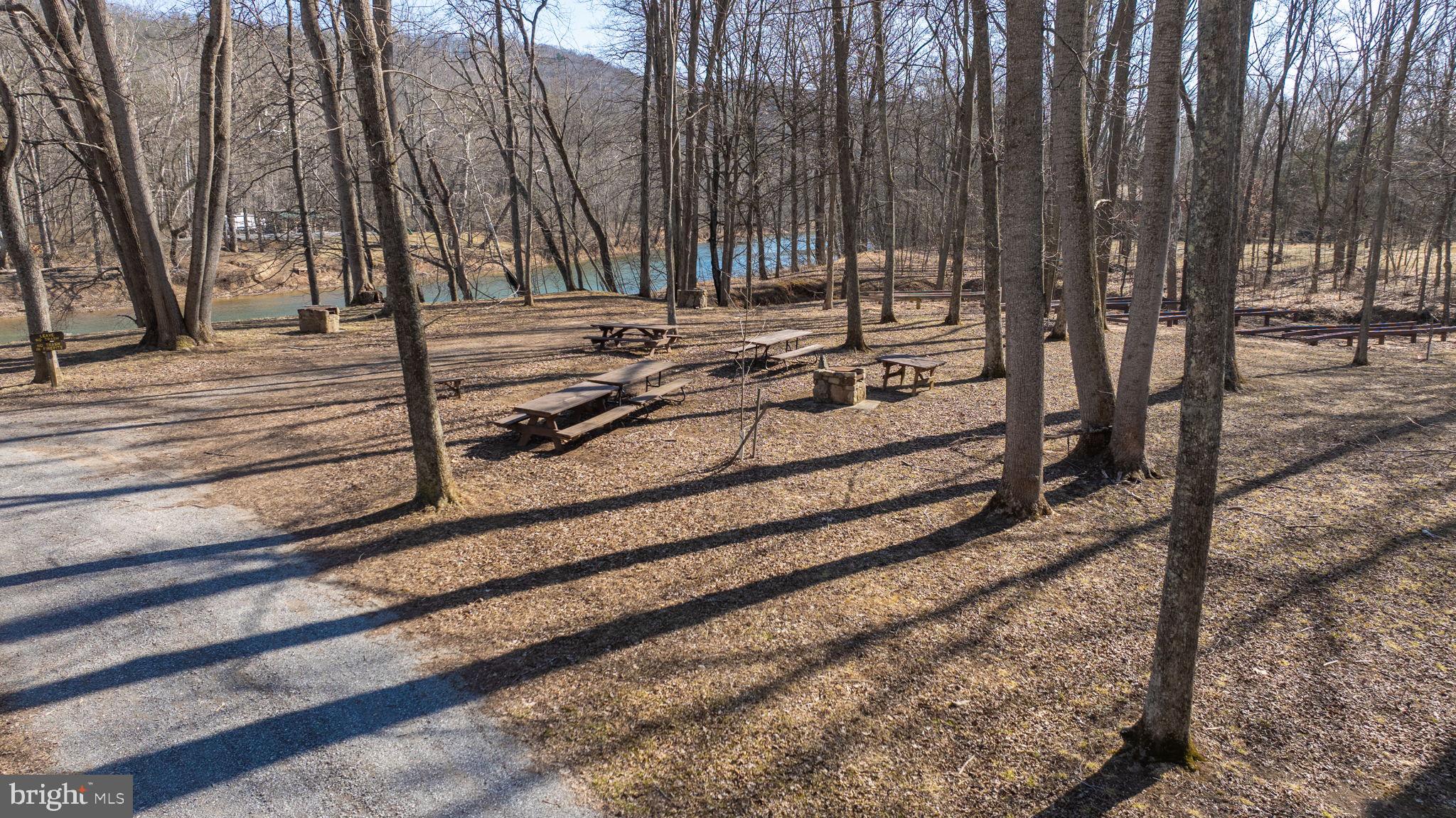 RIVER RIDGE - Residential