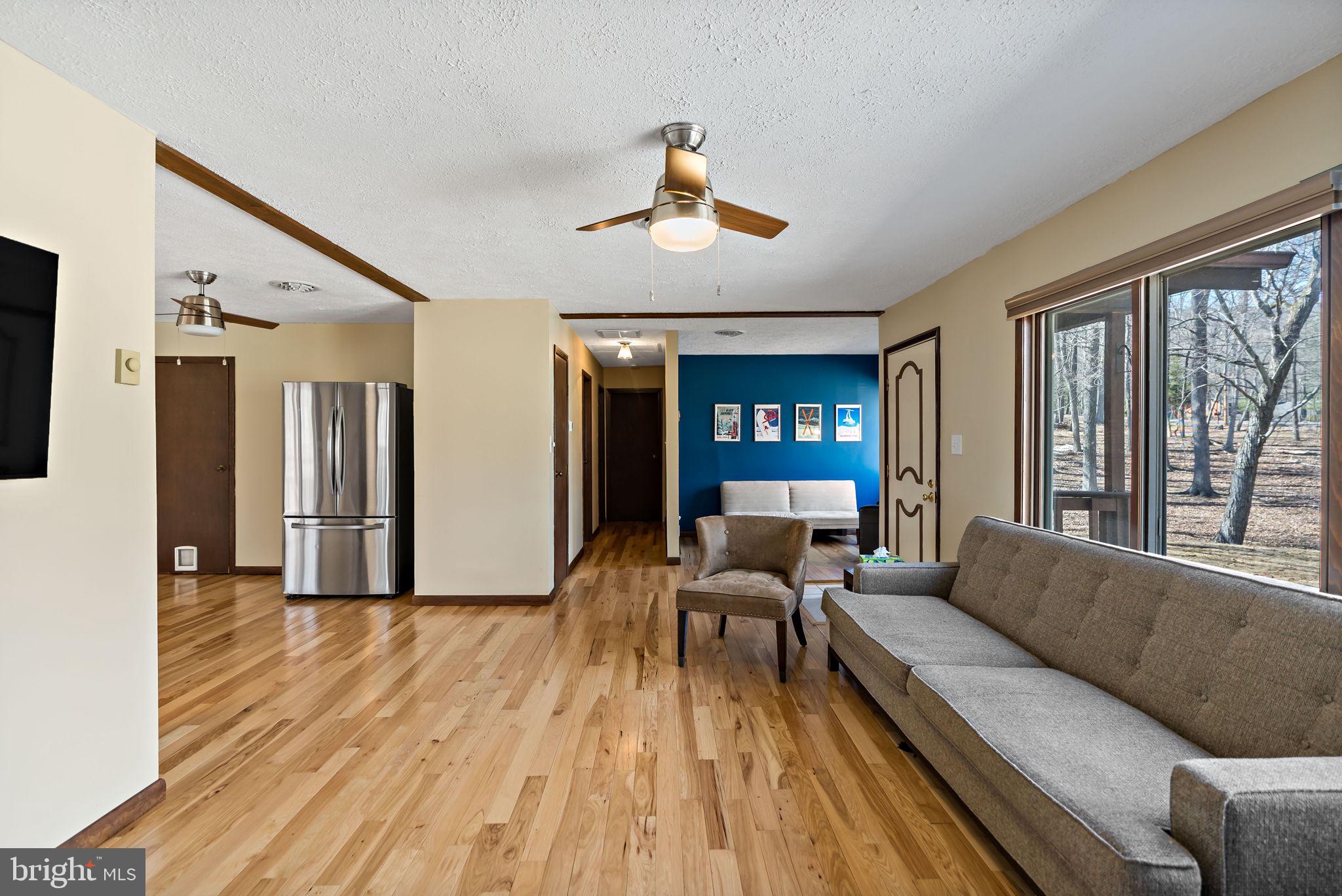 RIVER RIDGE - Residential