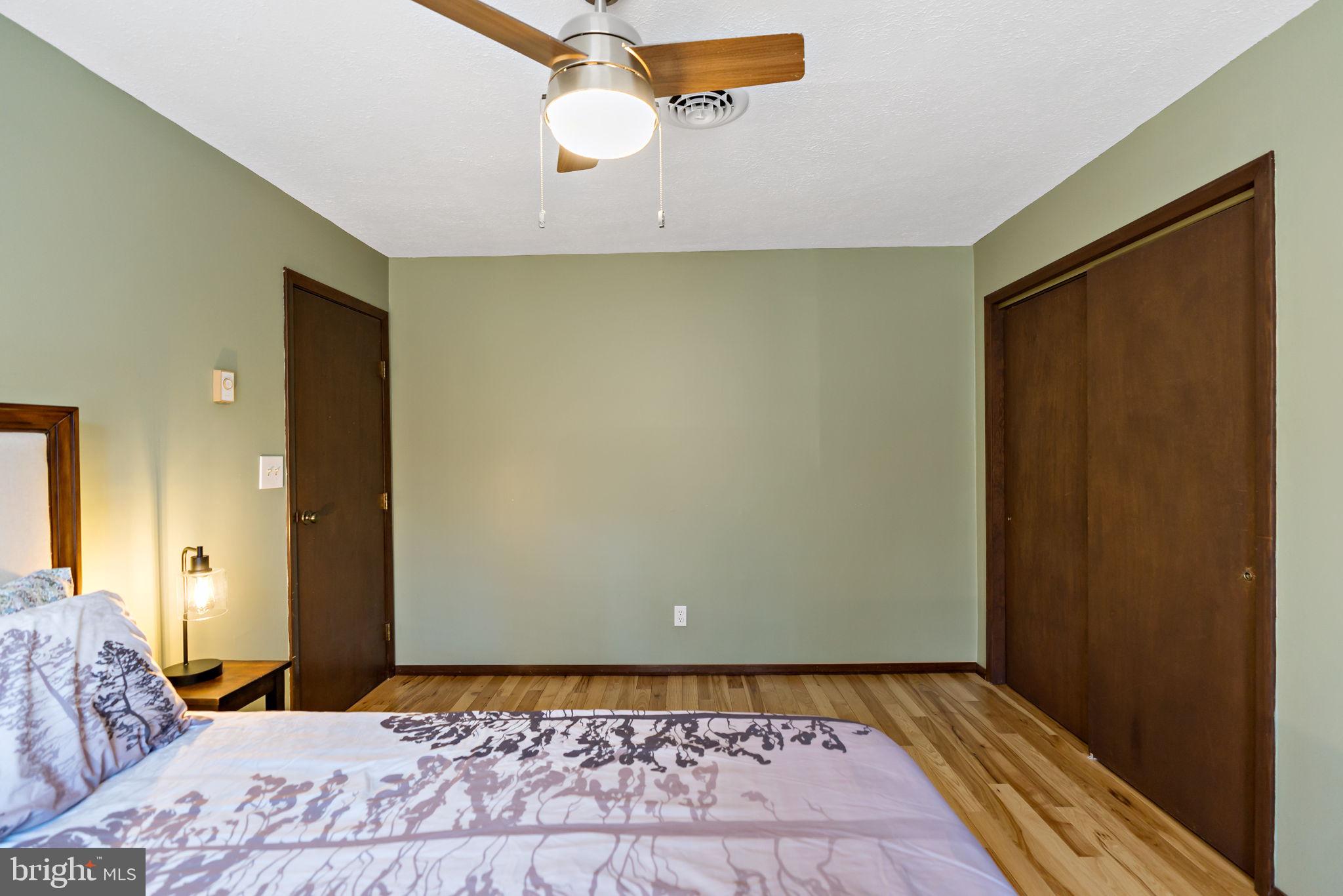 RIVER RIDGE - Residential