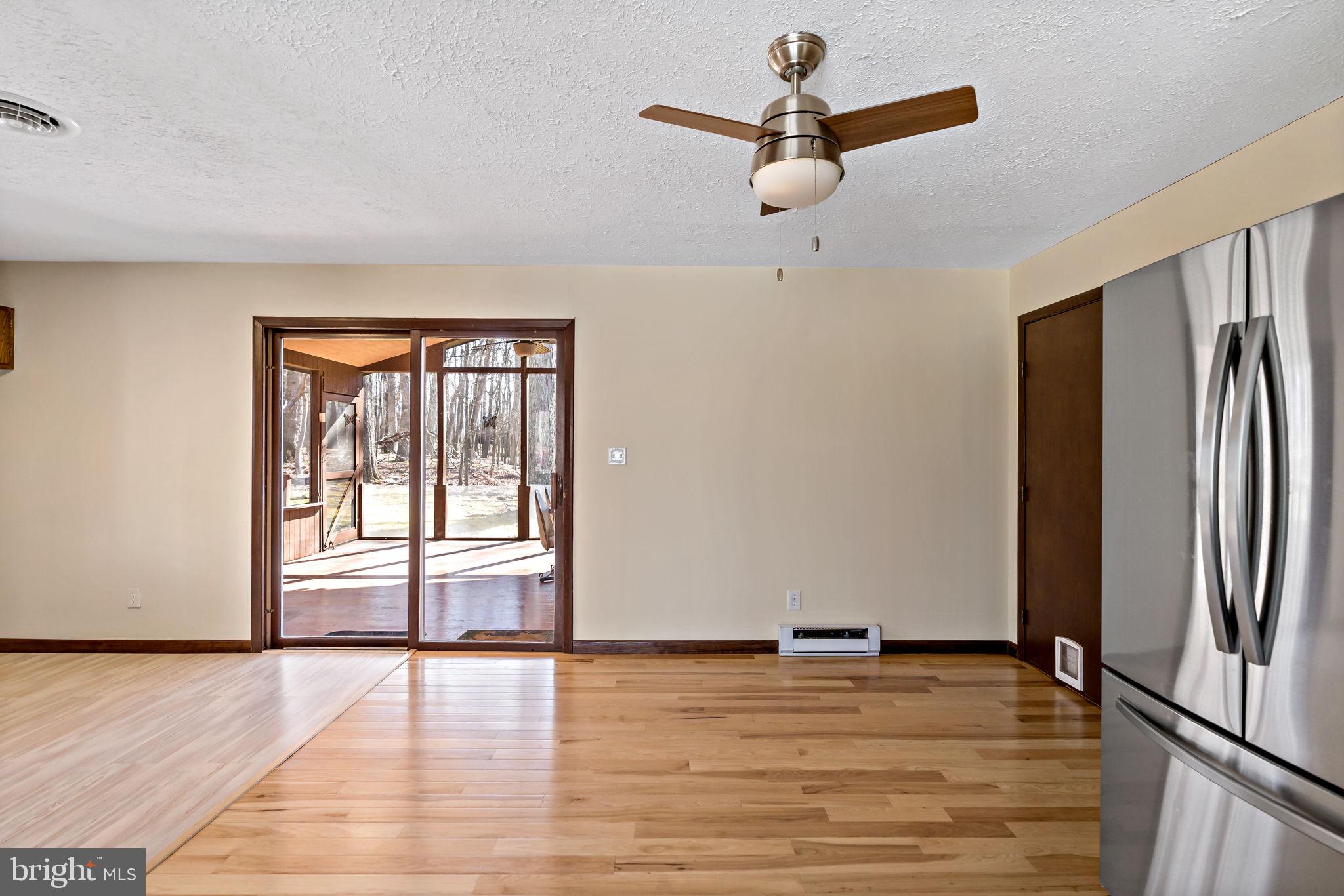 RIVER RIDGE - Residential