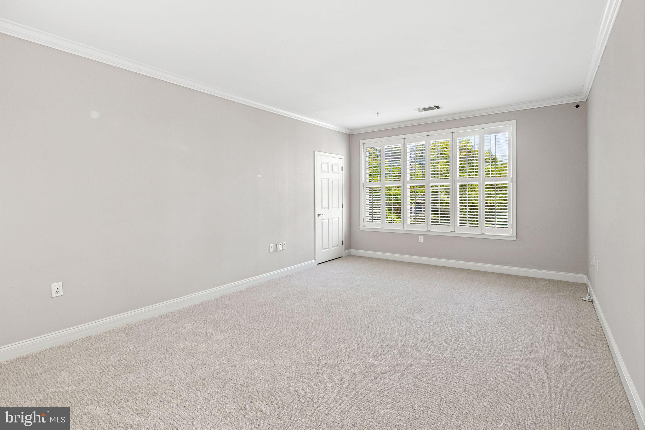 200 W ELM STREET 1226