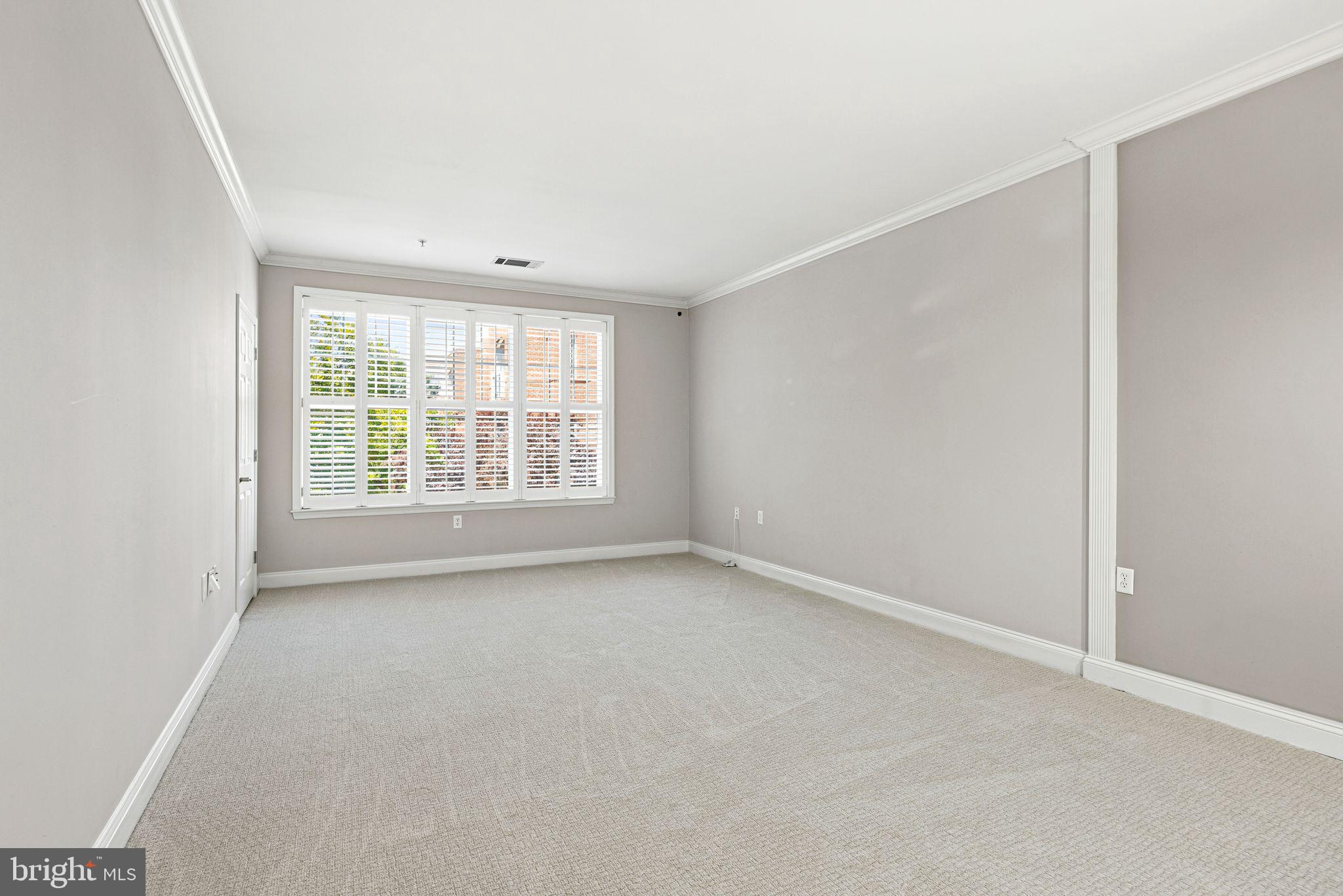 200 W ELM STREET 1226