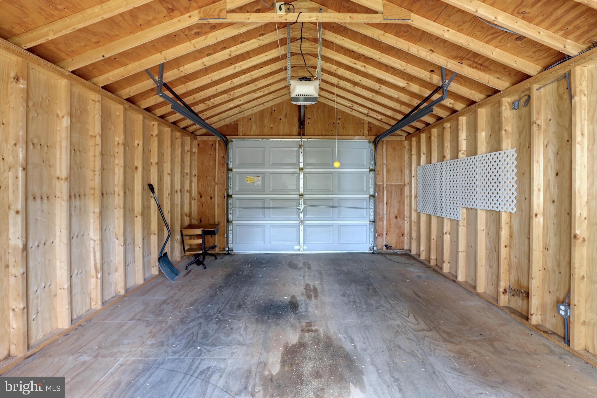 SOUTH LAUREL - Residential