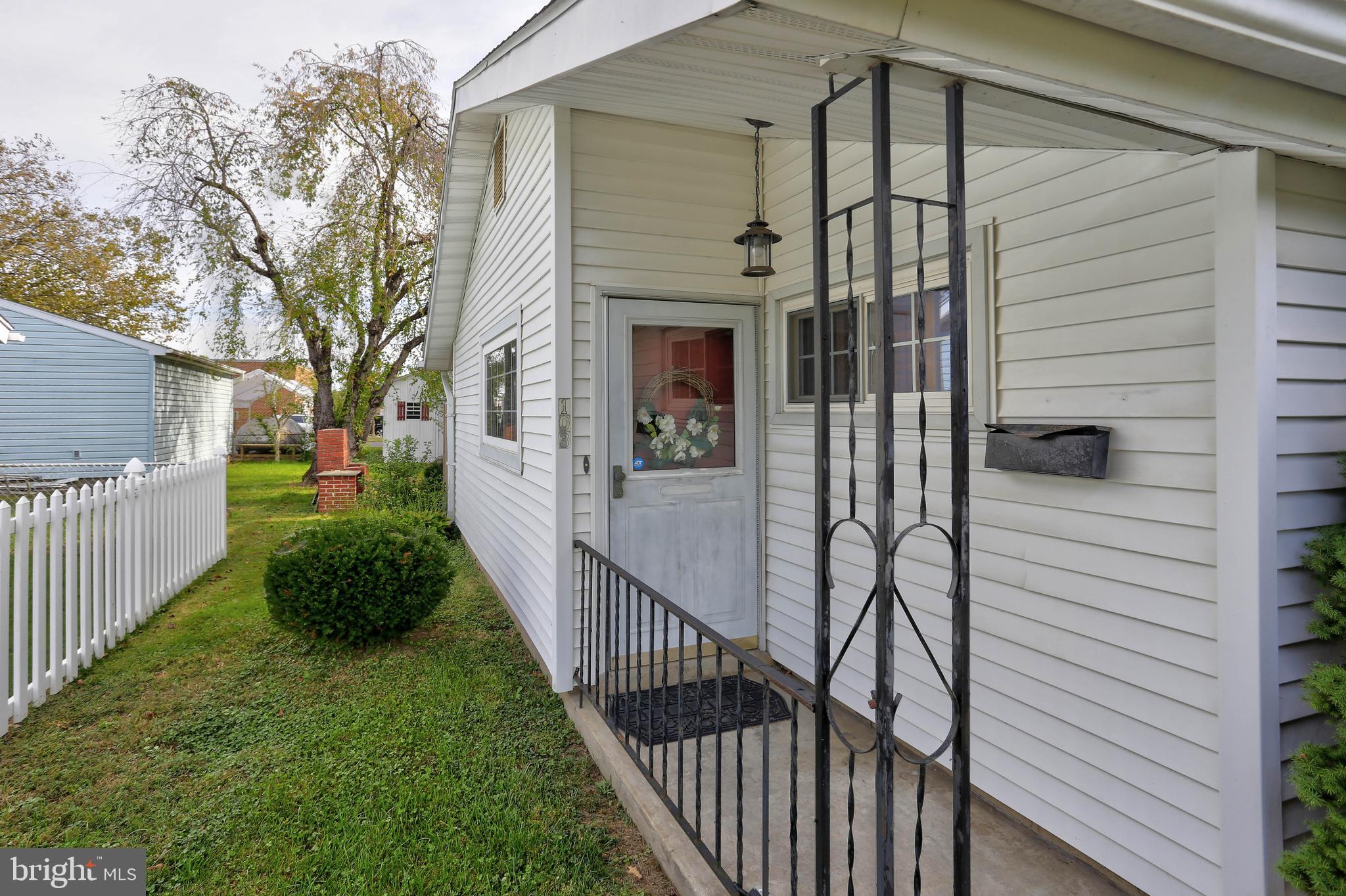 SOUTH LAUREL - Residential