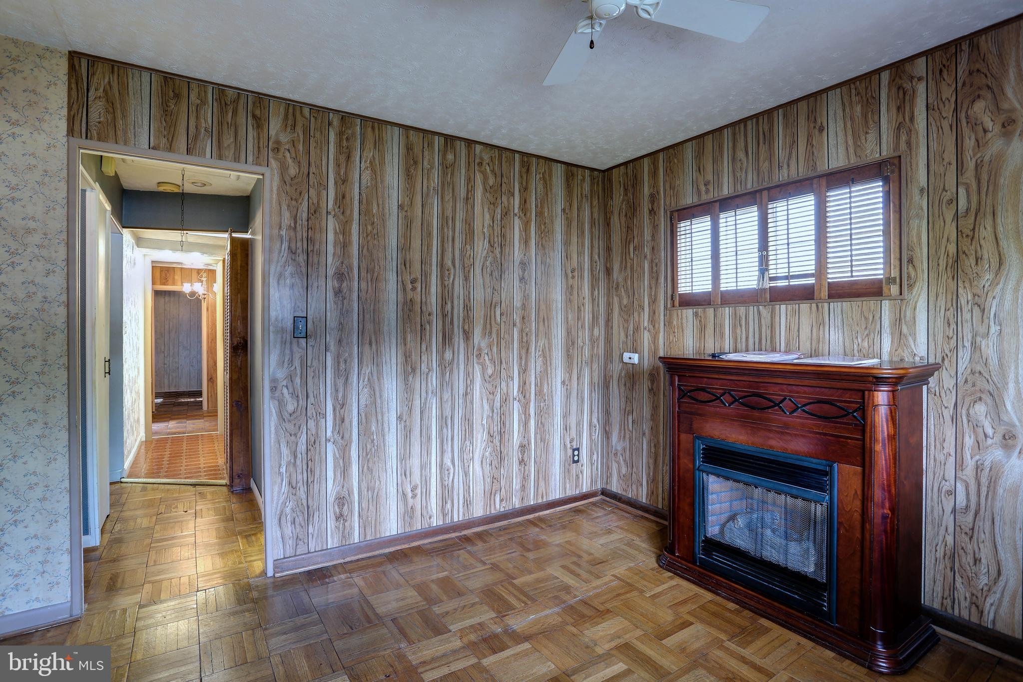 SOUTH LAUREL - Residential