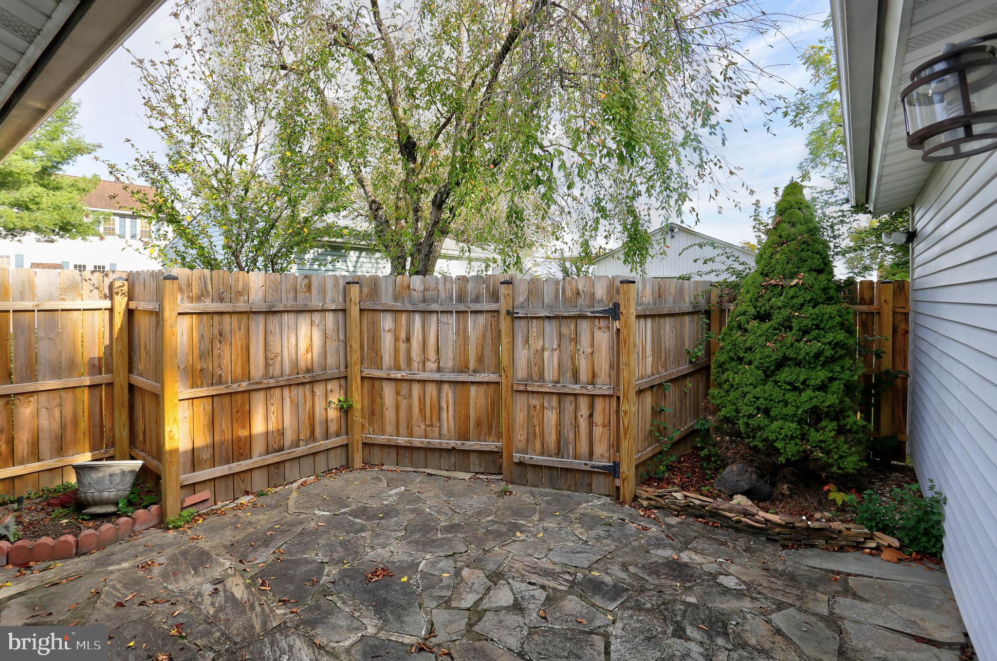 SOUTH LAUREL - Residential