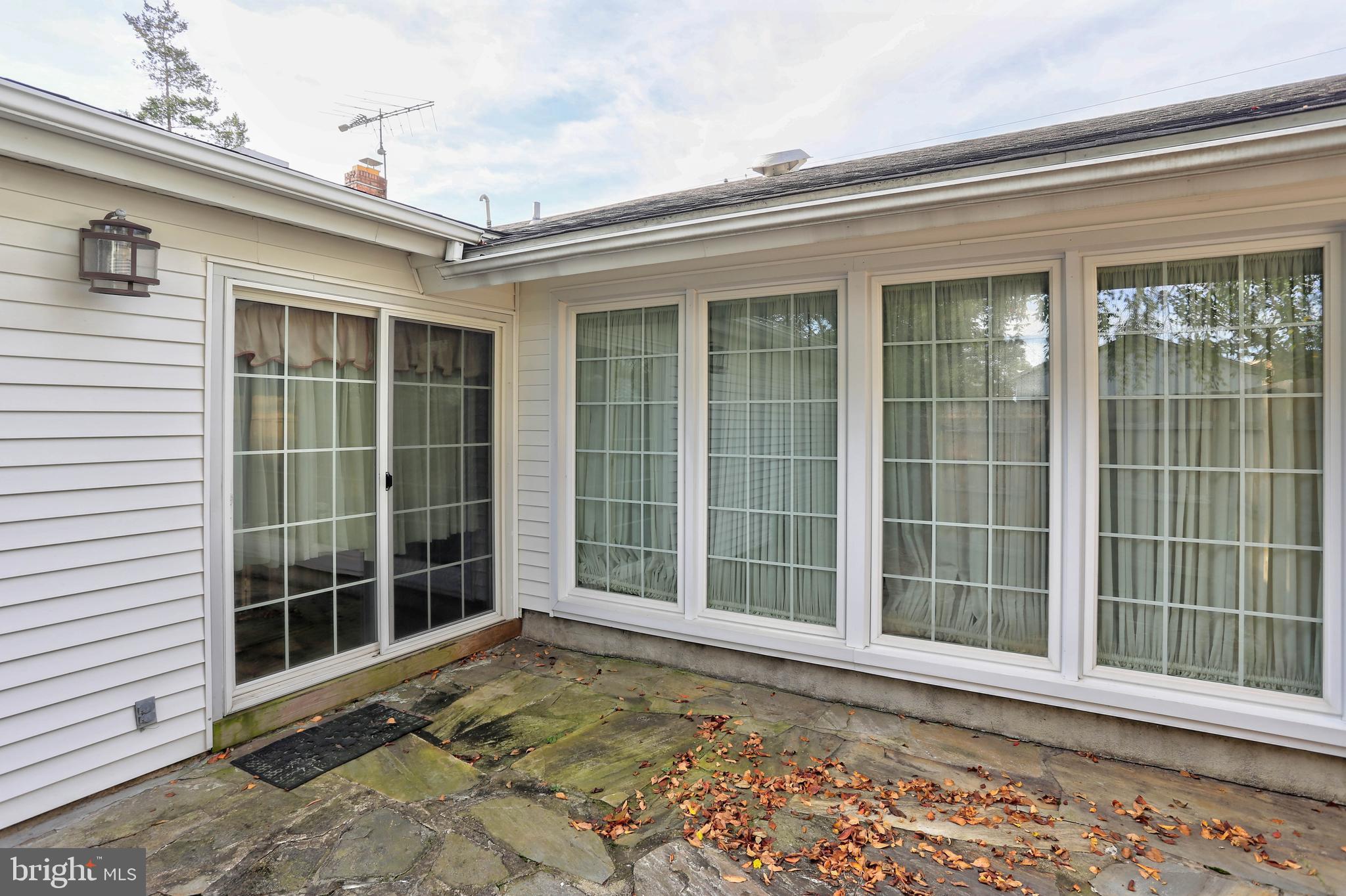 SOUTH LAUREL - Residential