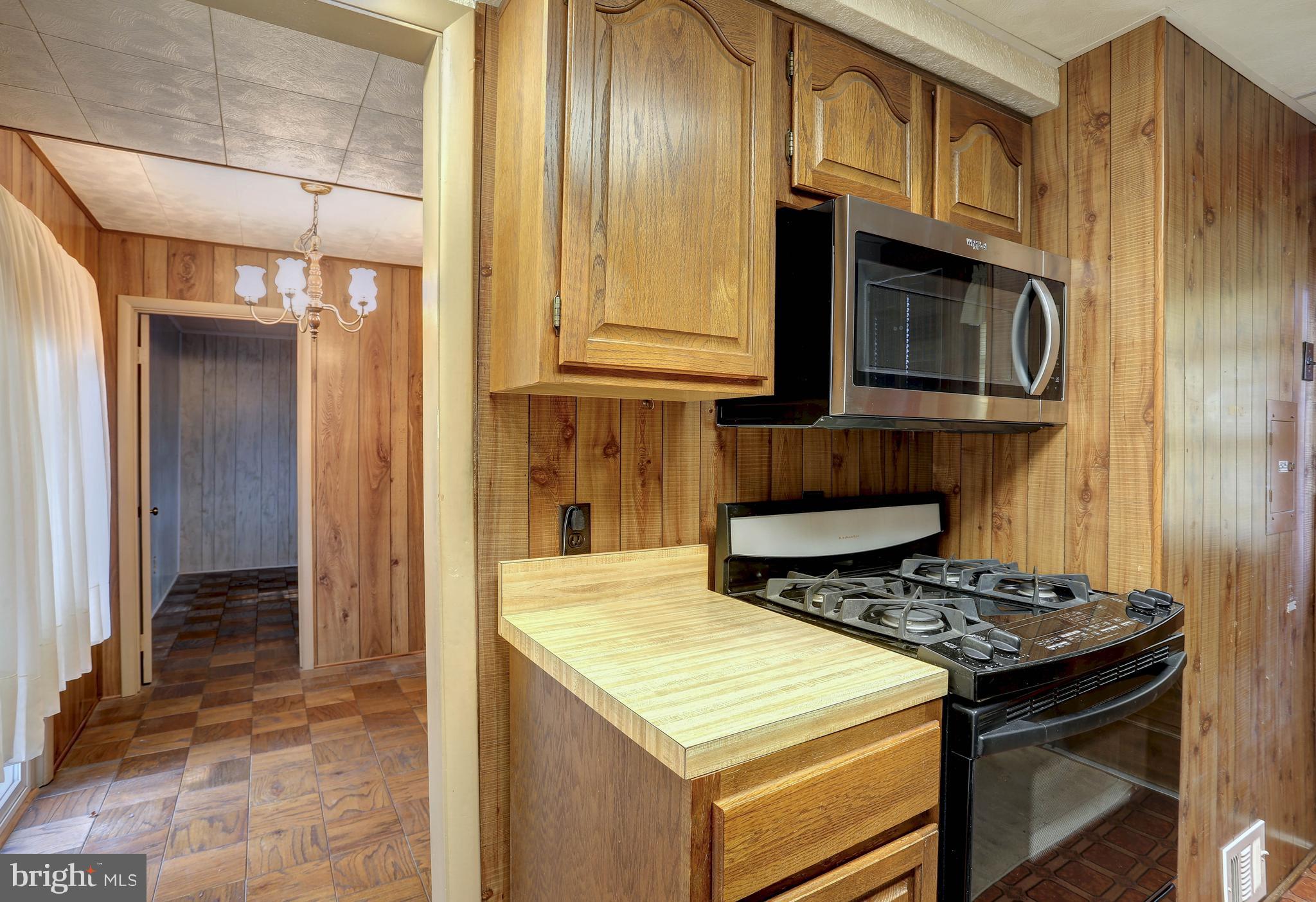 SOUTH LAUREL - Residential