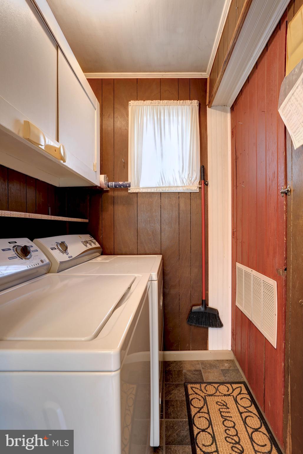 SOUTH LAUREL - Residential