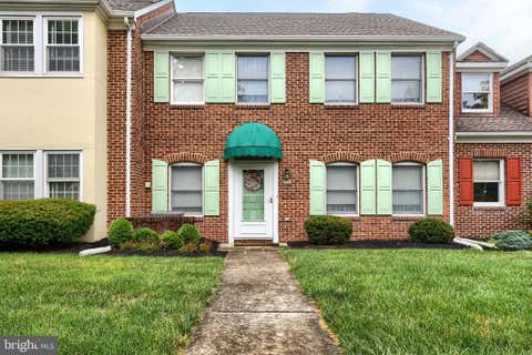 Townhouse For Sale - 1202 White Birch Lane<br/> CARLISLE, PA 17013