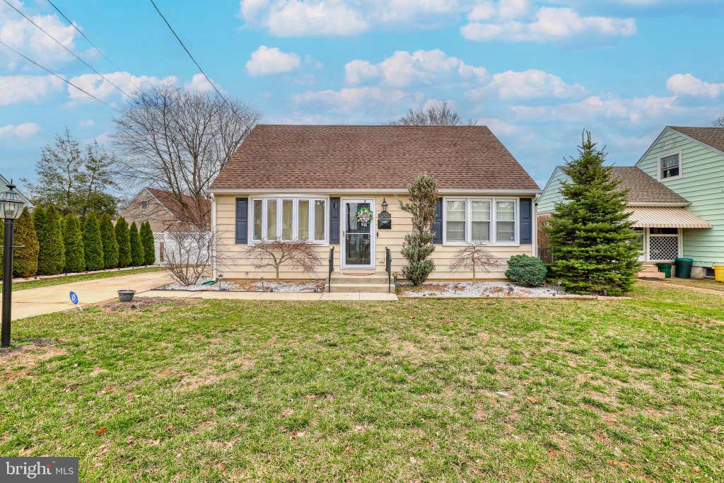 Photo of 12 Grace Dr, HAMILTON, NJ 08610 (MLS # NJME2080414)