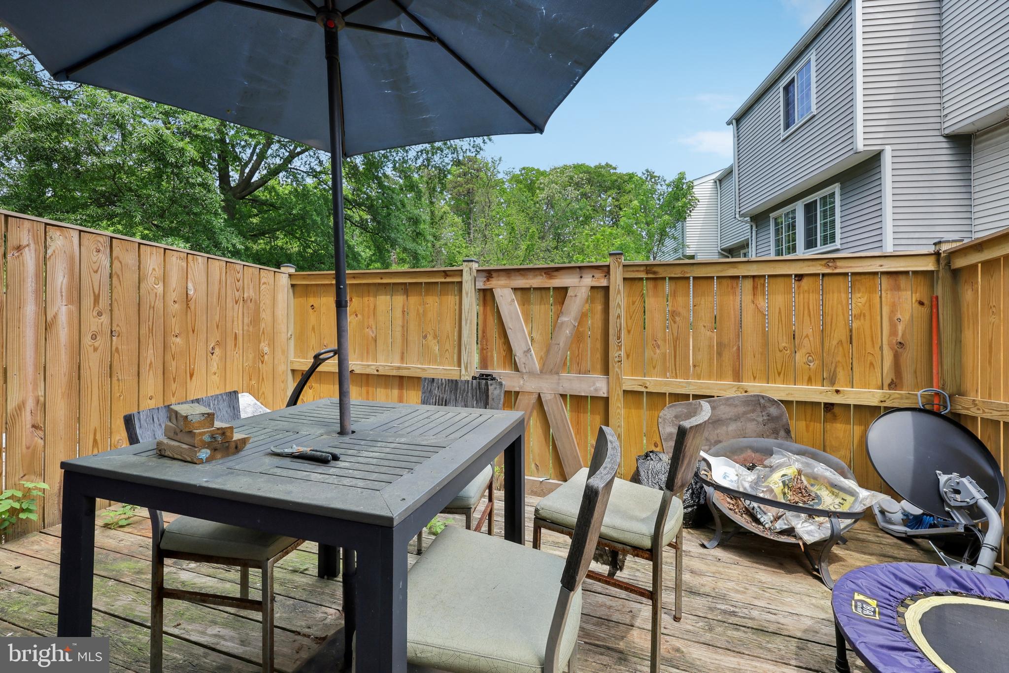 DEVILS REACH CONDOS - Residential