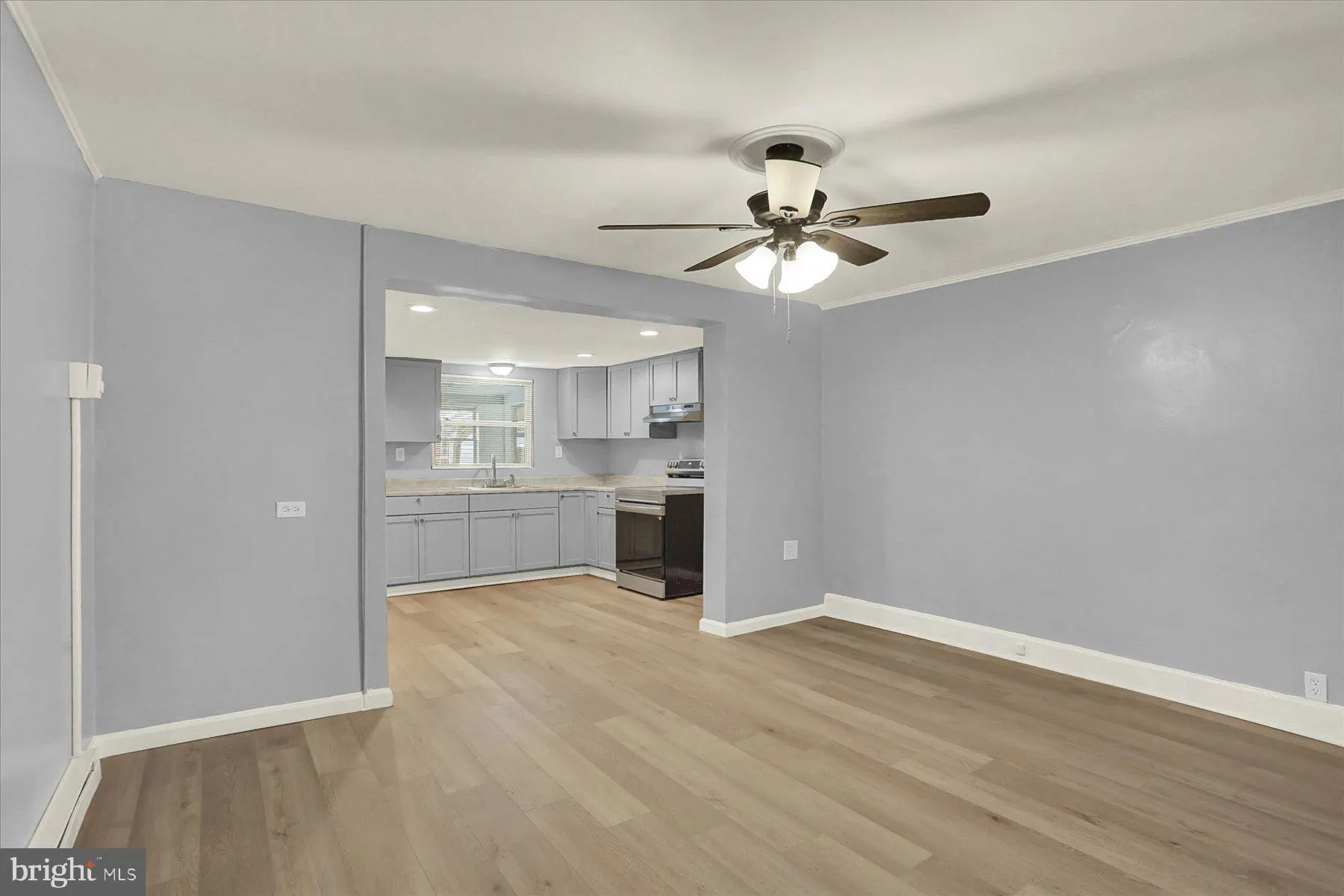 Columbia, Pennsylvania 17512, United States, 3 Bedrooms Bedrooms, ,1 BathroomBathrooms,Residential,Pending,101817