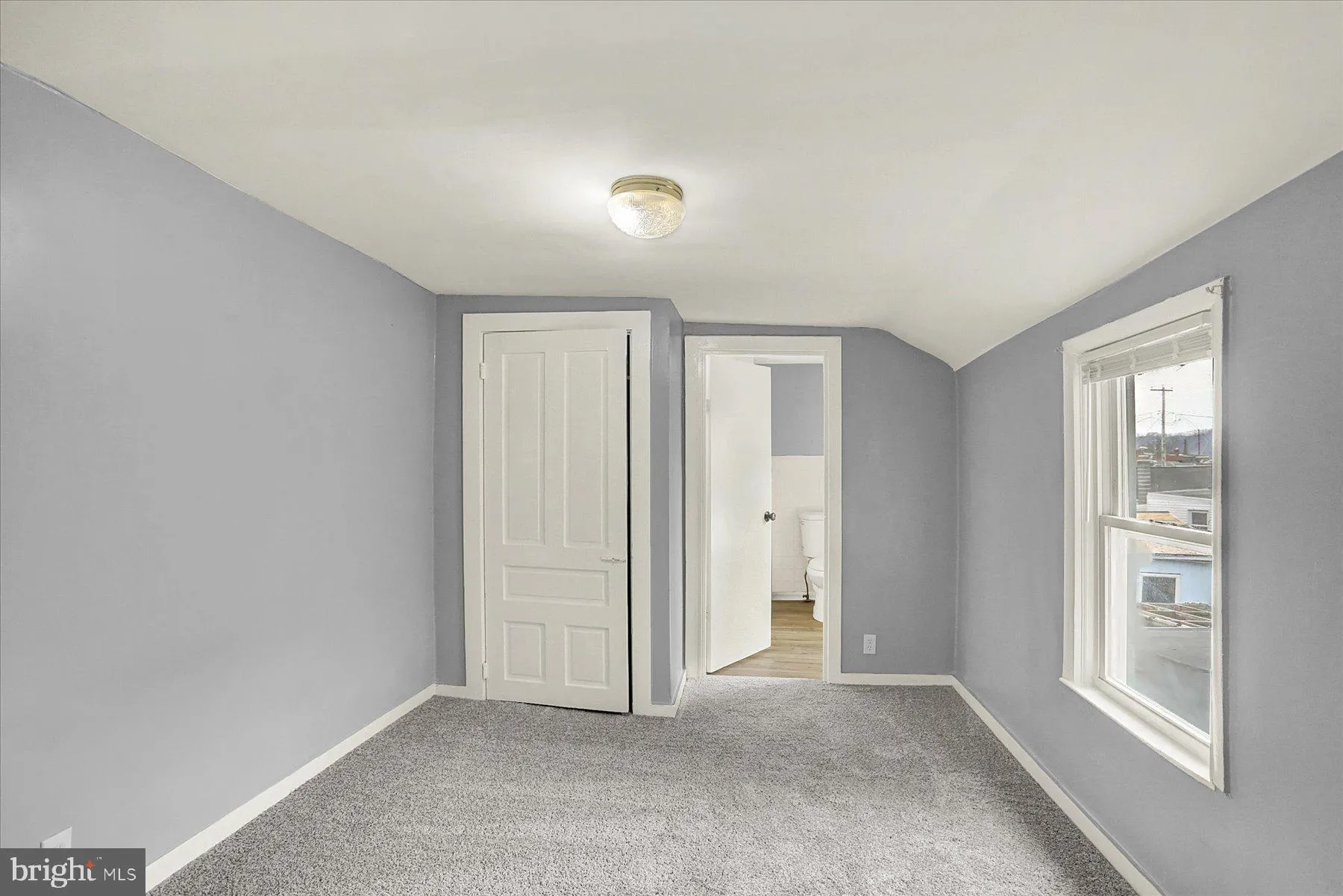 Columbia, Pennsylvania 17512, United States, 3 Bedrooms Bedrooms, ,1 BathroomBathrooms,Residential,Pending,101817