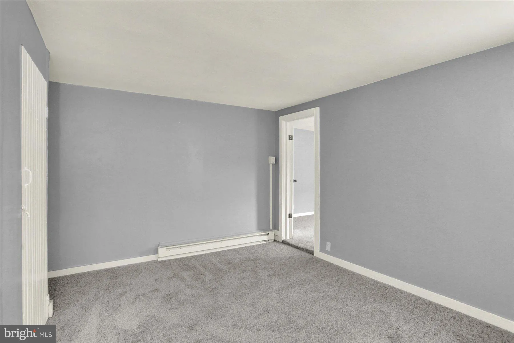 Columbia, Pennsylvania 17512, United States, 3 Bedrooms Bedrooms, ,1 BathroomBathrooms,Residential,Pending,101817