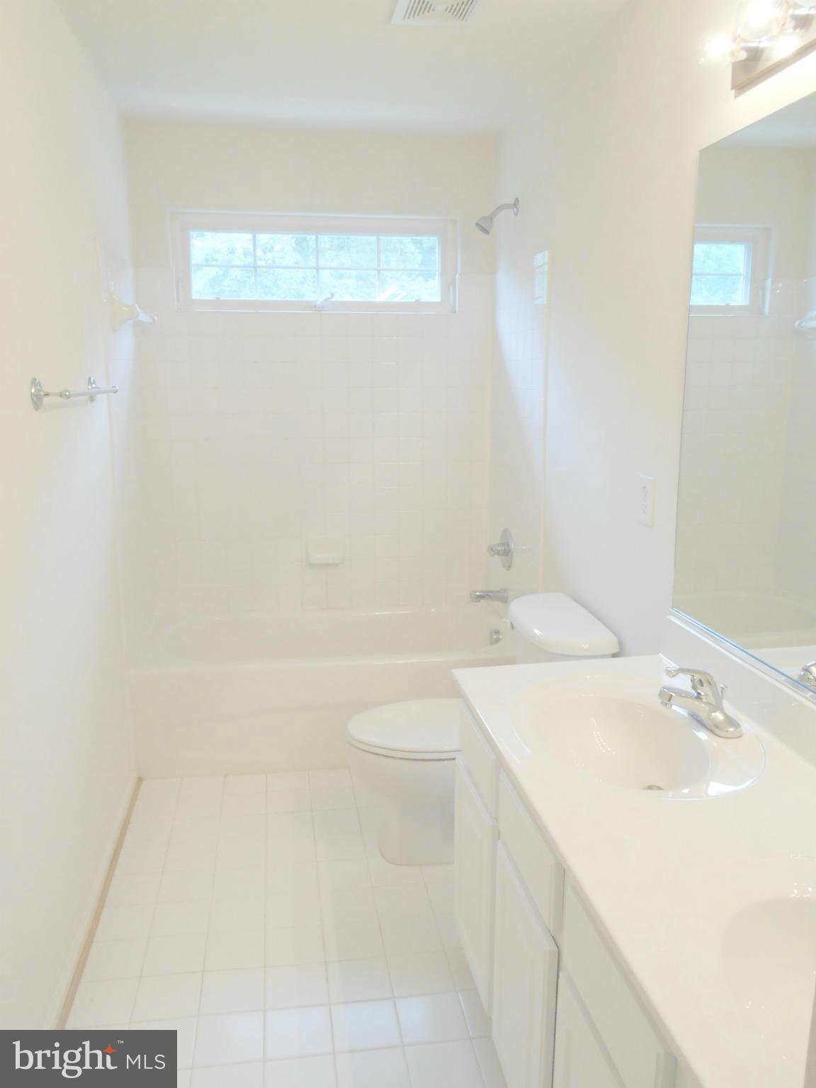 GREAT OAKS - Residential Lease