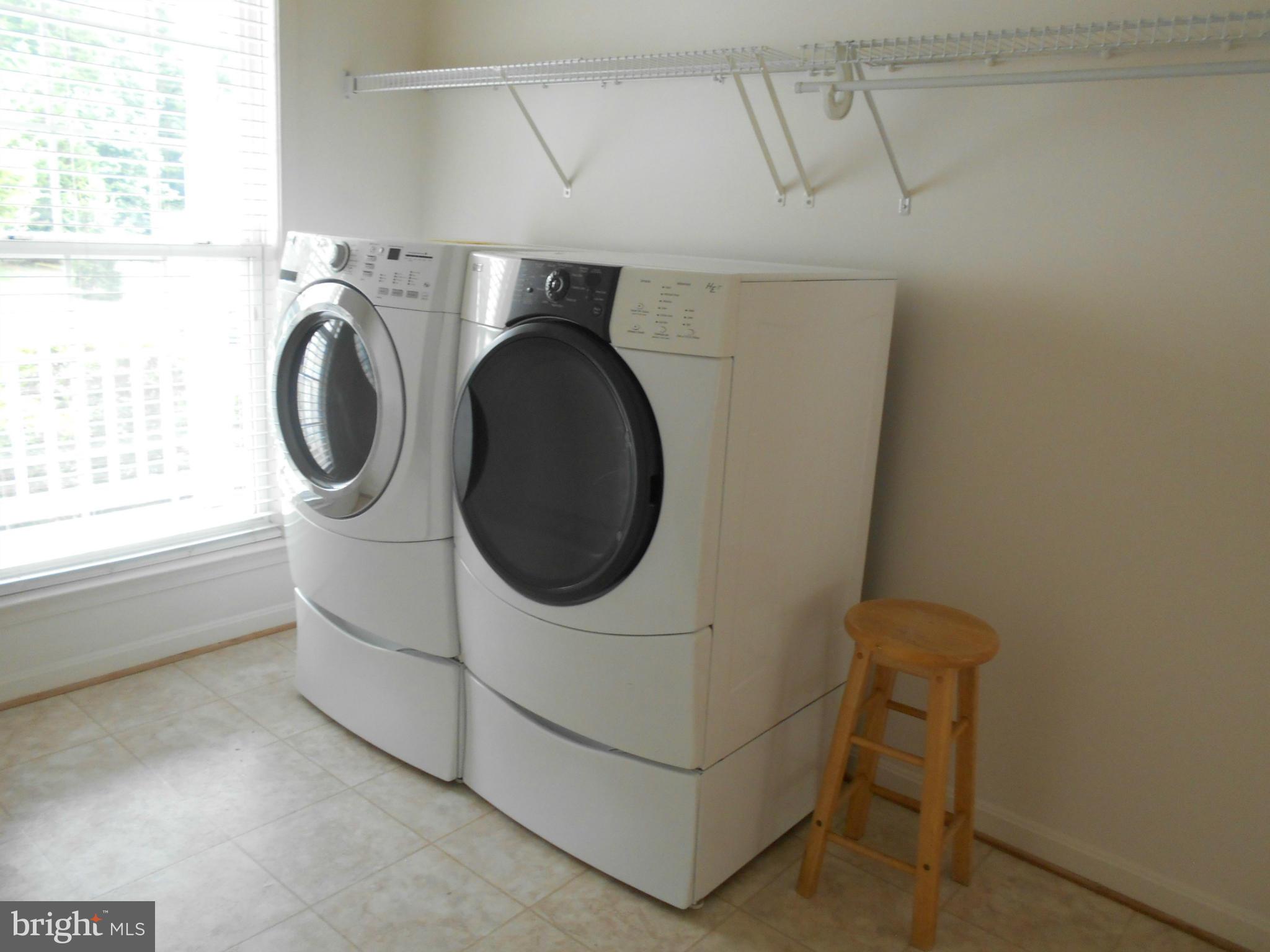 GREAT OAKS - Residential Lease