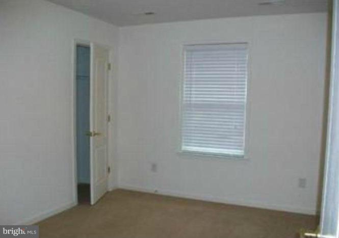 GREAT OAKS - Residential Lease