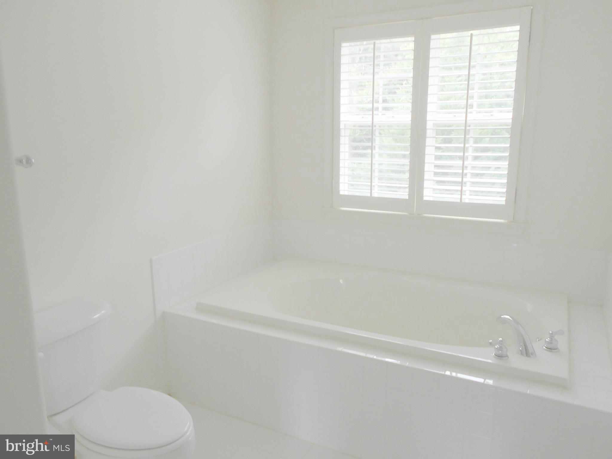 GREAT OAKS - Residential Lease