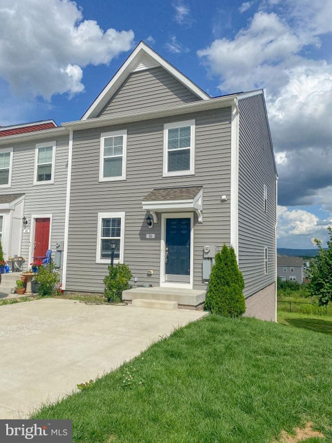 Townhouse For Rent - 36 Orchard Green Drive<br/> CHARLES TOWN, WV 25414