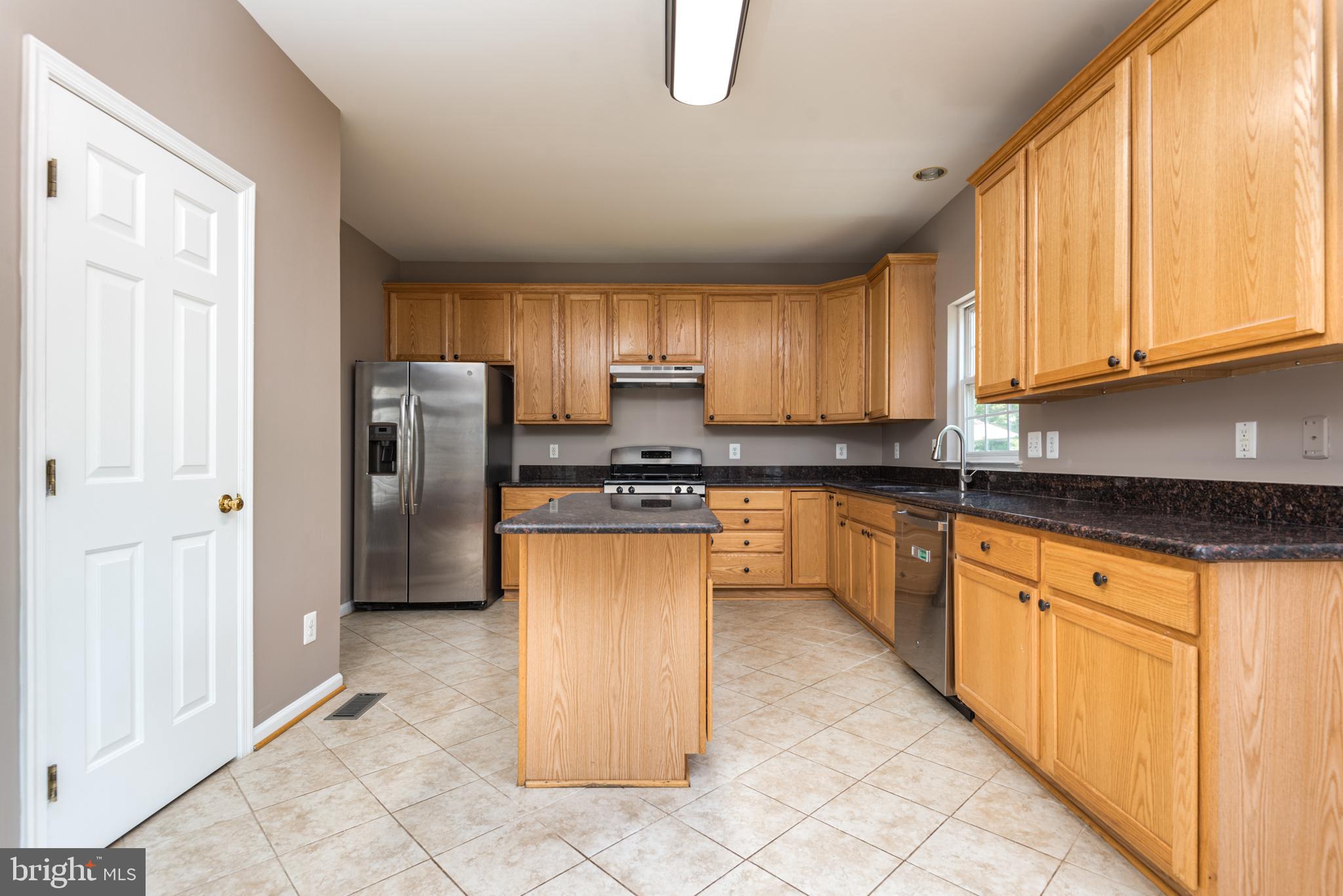 SOMERSET - Residential Lease