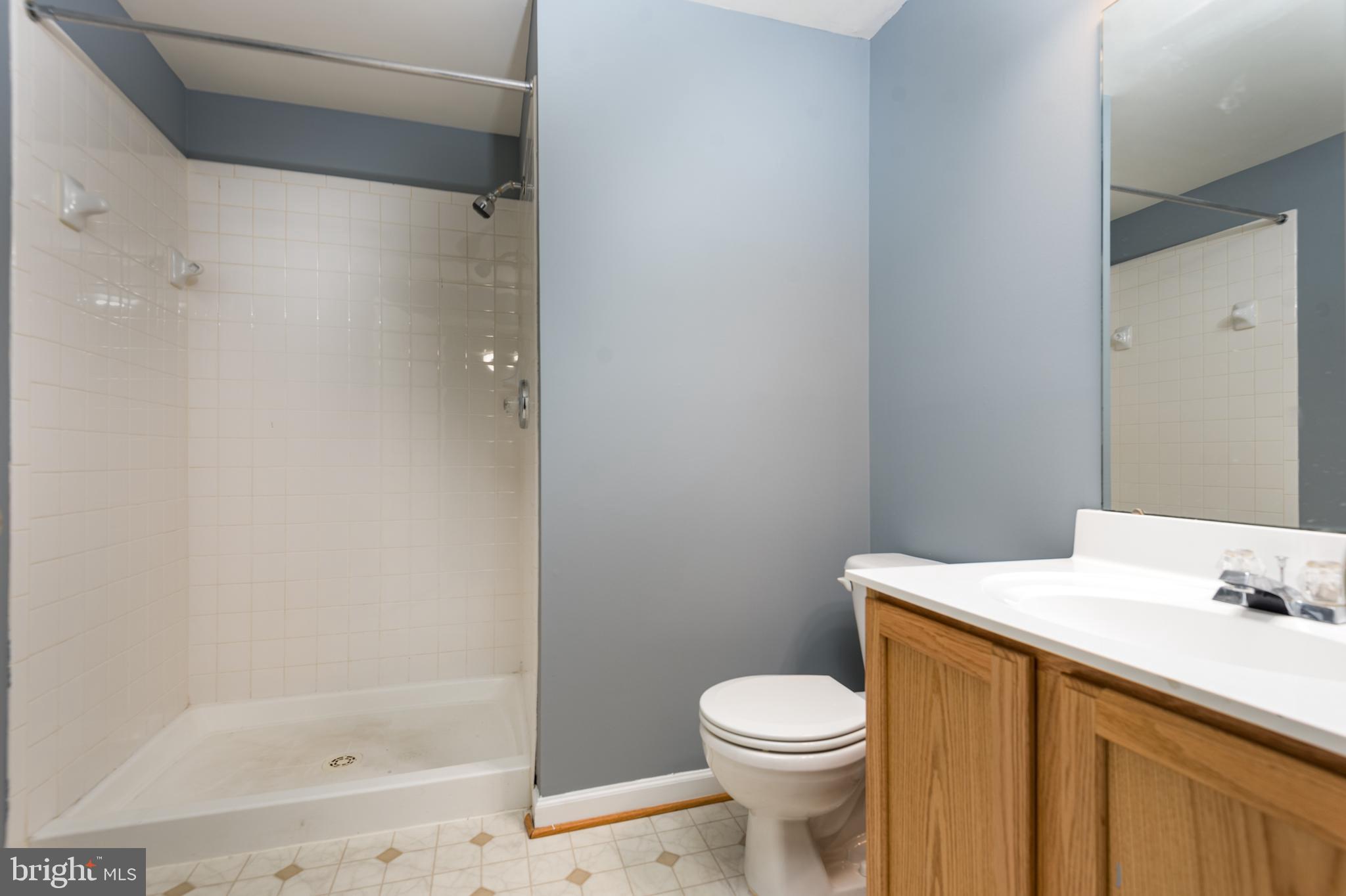 SOMERSET - Residential Lease