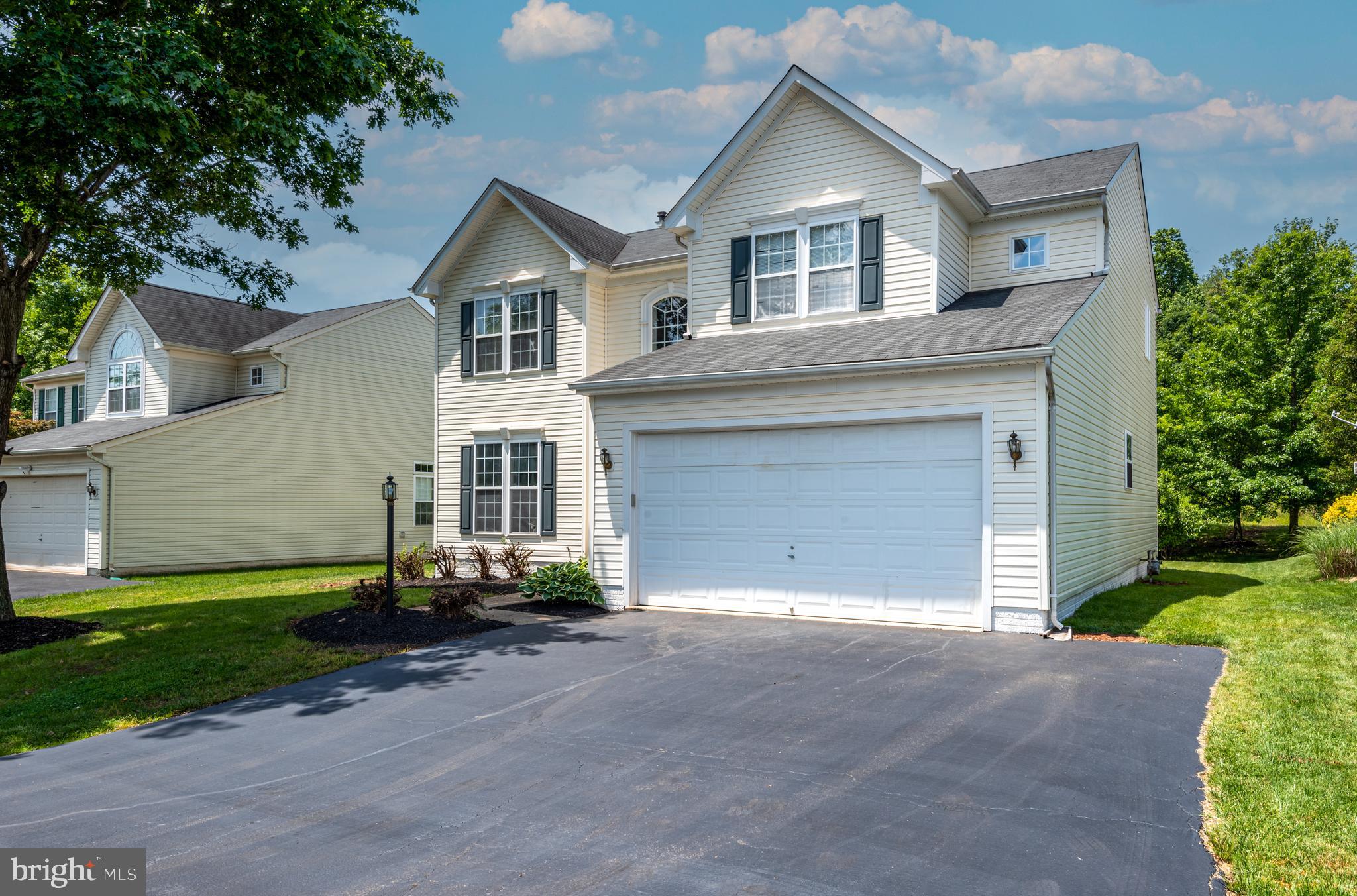 SOMERSET - Residential Lease