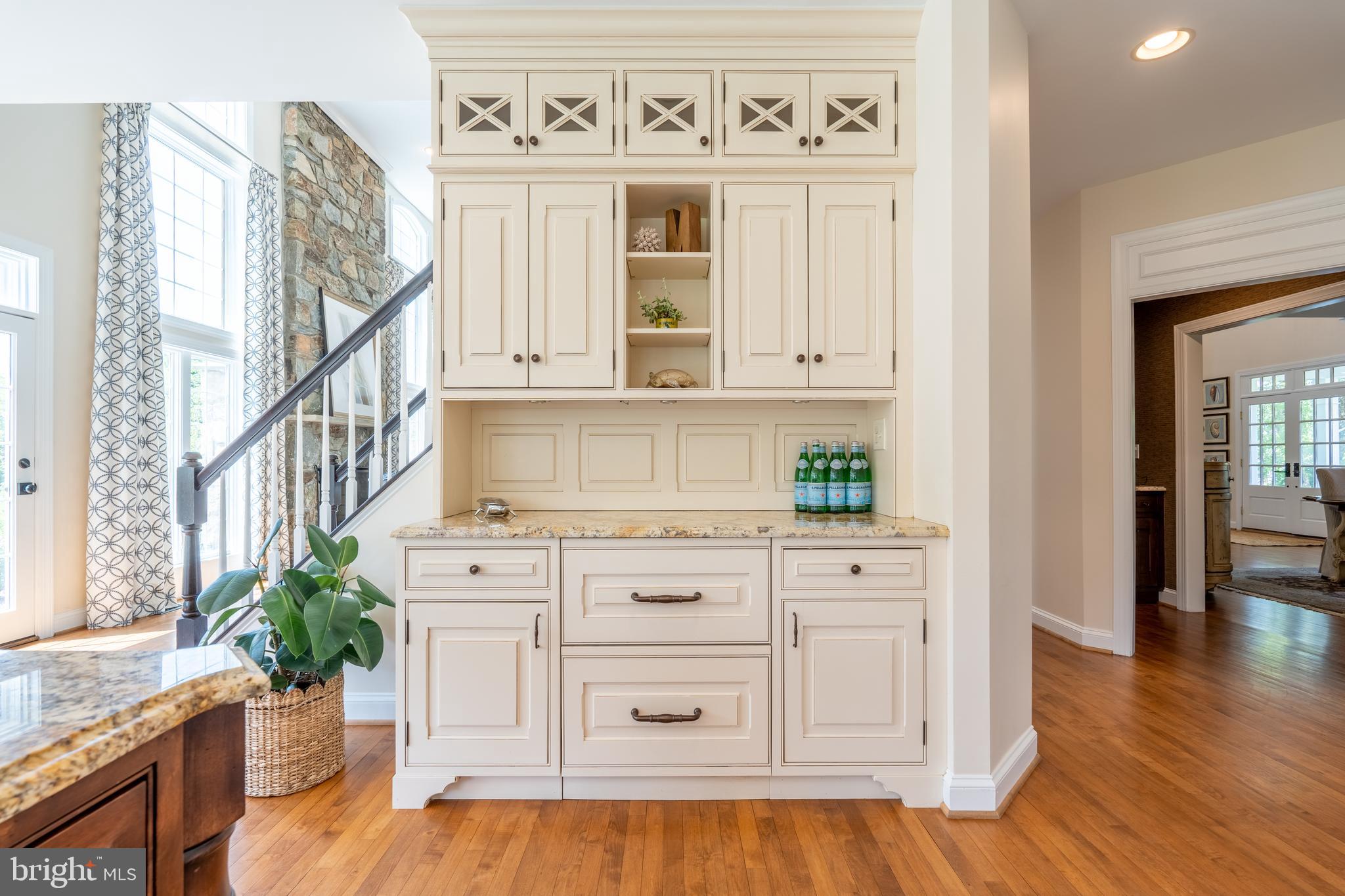 WOODHAVEN - Residential