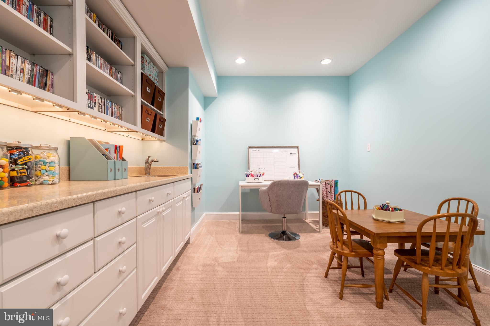 WOODHAVEN - Residential