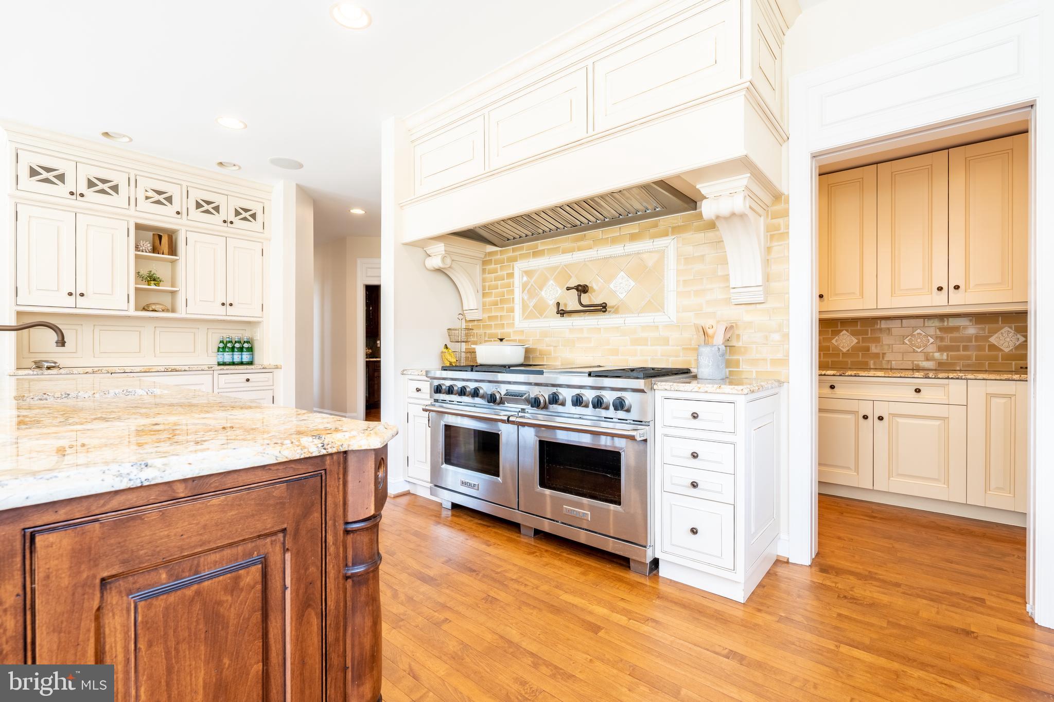 WOODHAVEN - Residential