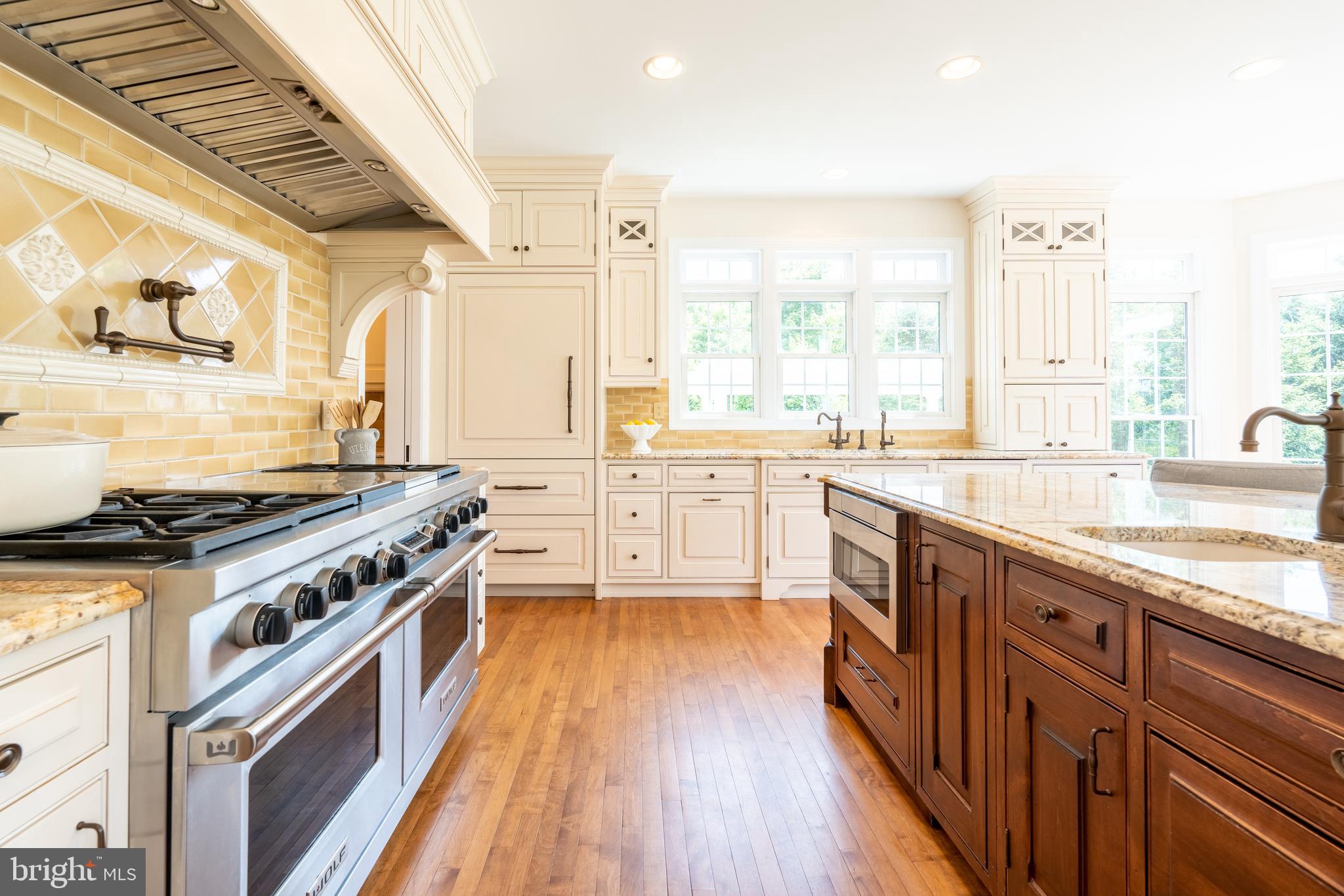 WOODHAVEN - Residential