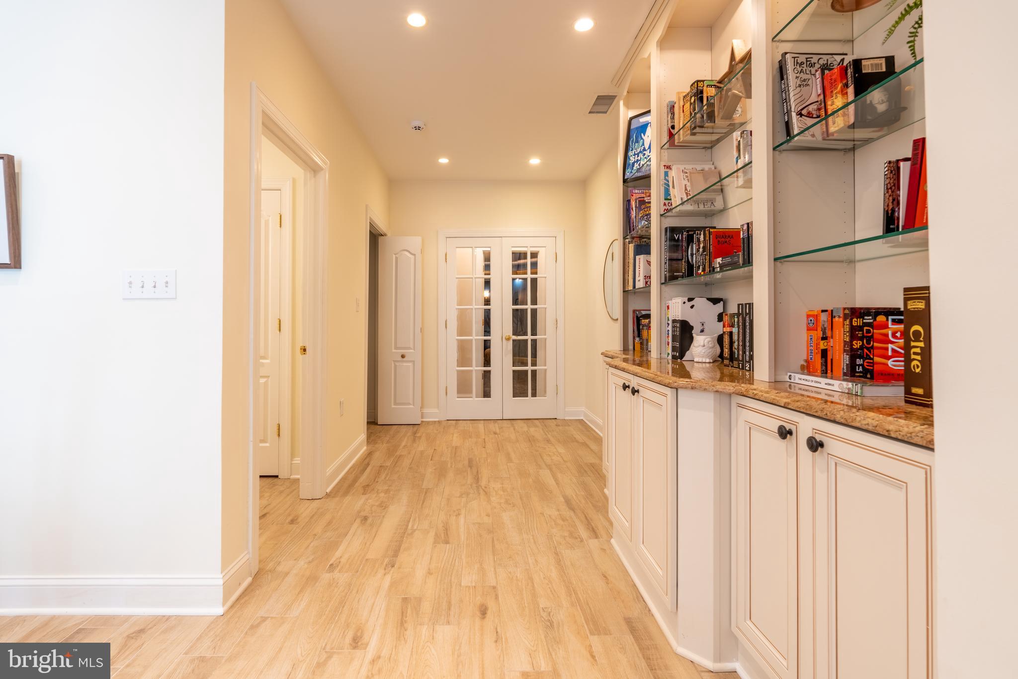 WOODHAVEN - Residential