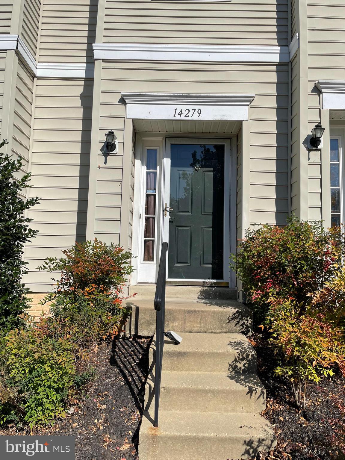 HAMPSHIRE HALL CONDO - Residential
