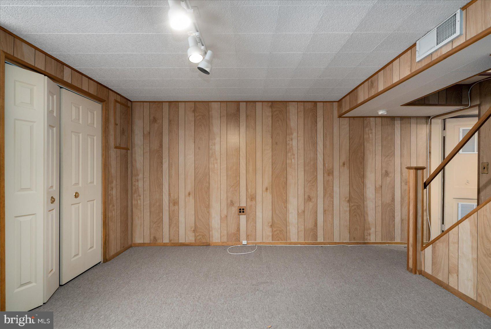 VIOLETVILLE - Residential