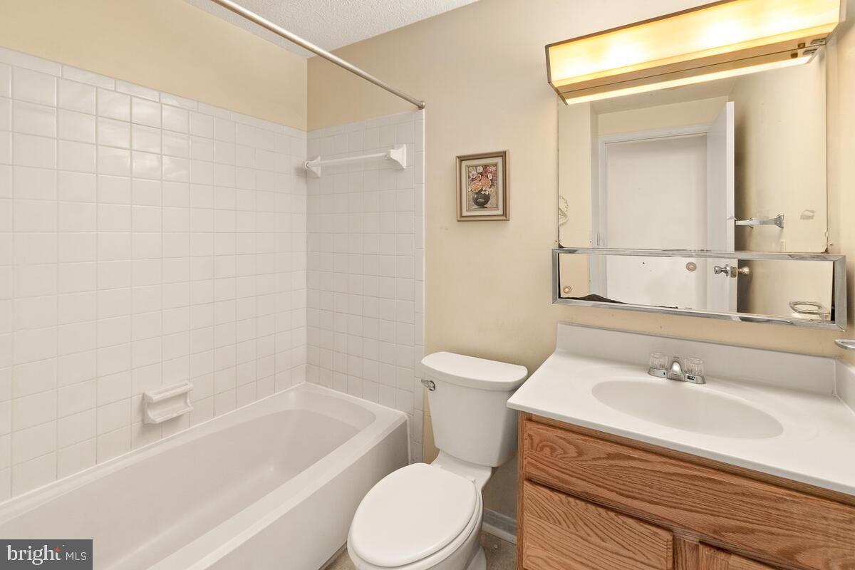 FREDERICKTOWNE VILLAGE - Residential