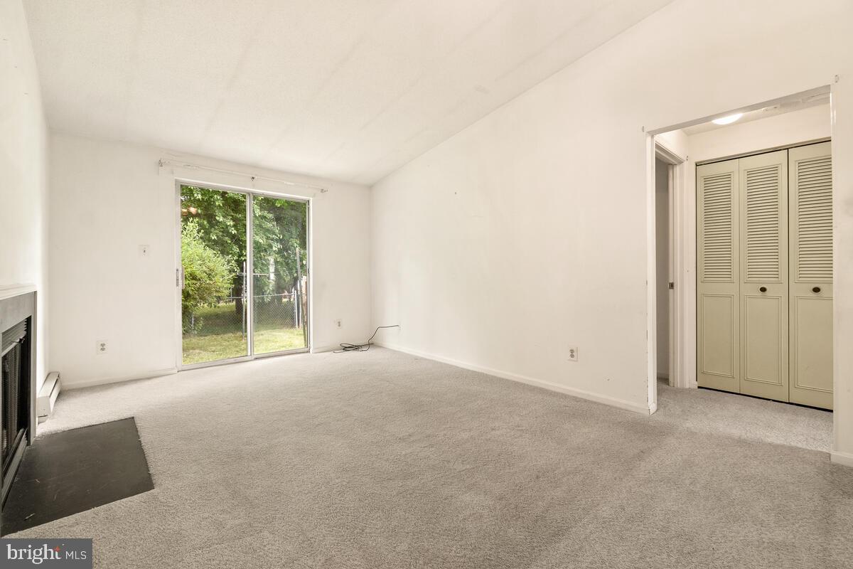 FREDERICKTOWNE VILLAGE - Residential